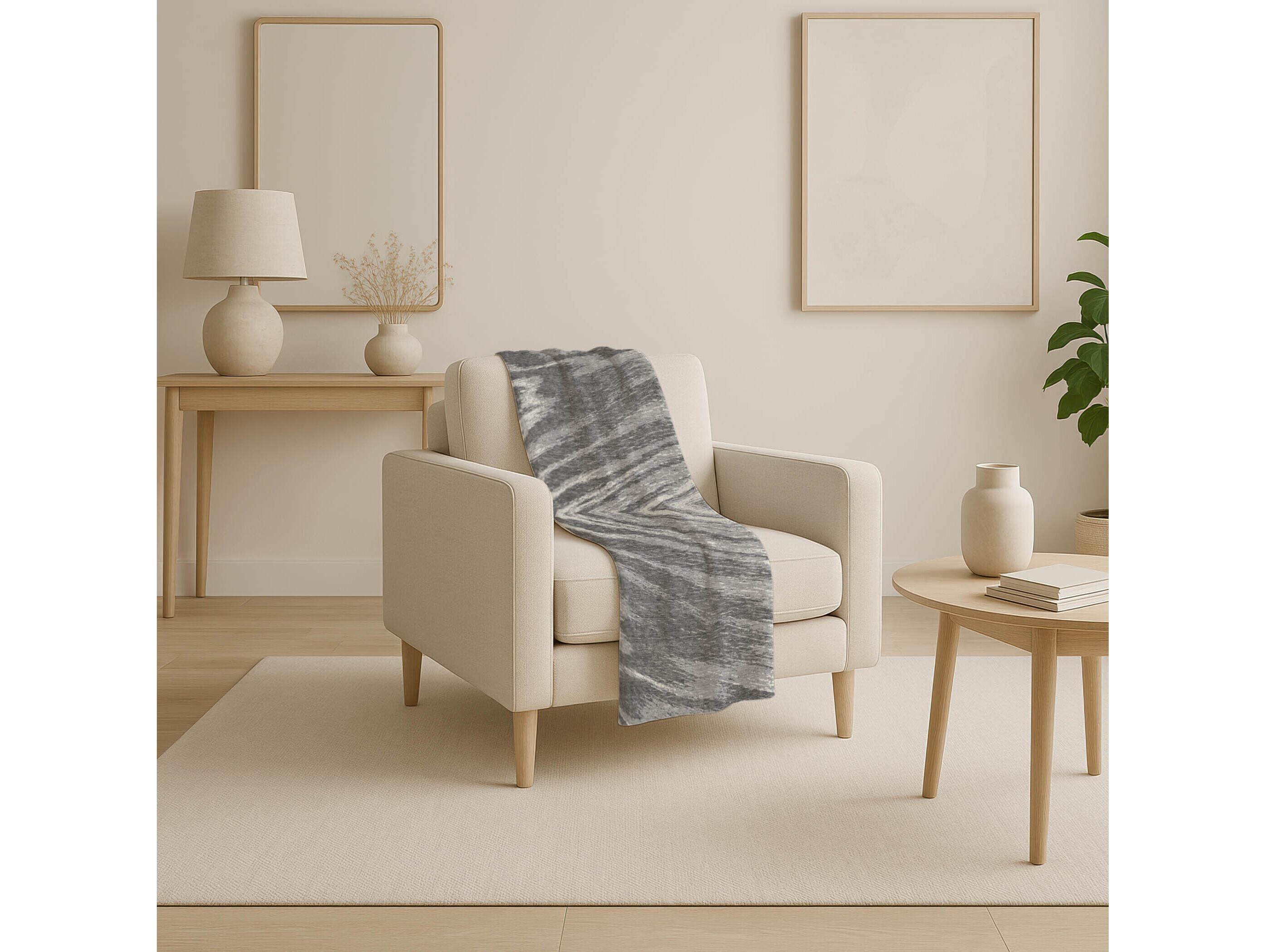 Dalyn Sherpa Gray Polyester Throw