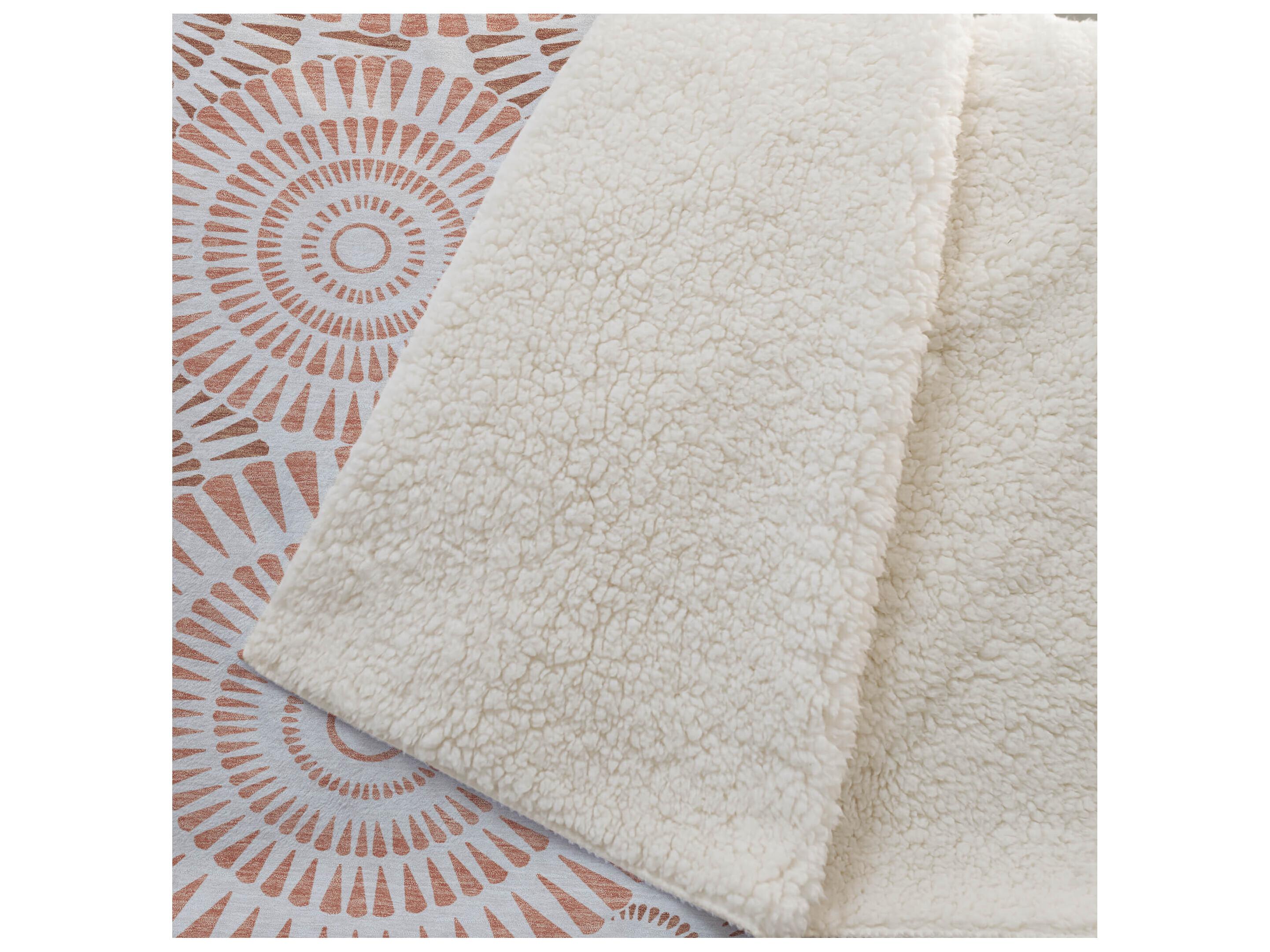 Dalyn Sherpa Orange Polyester Throw