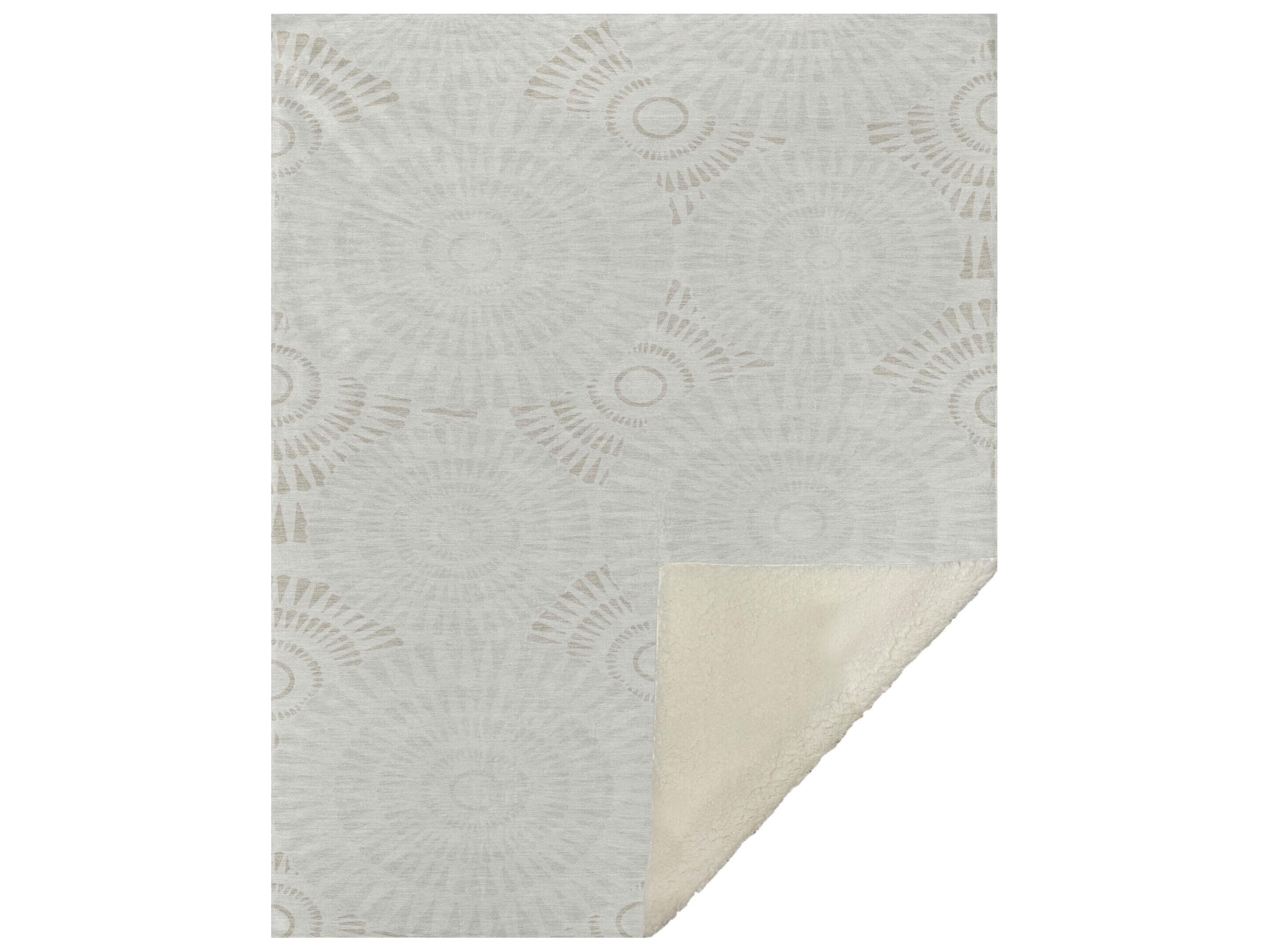Dalyn Sherpa Ivory Polyester Throw