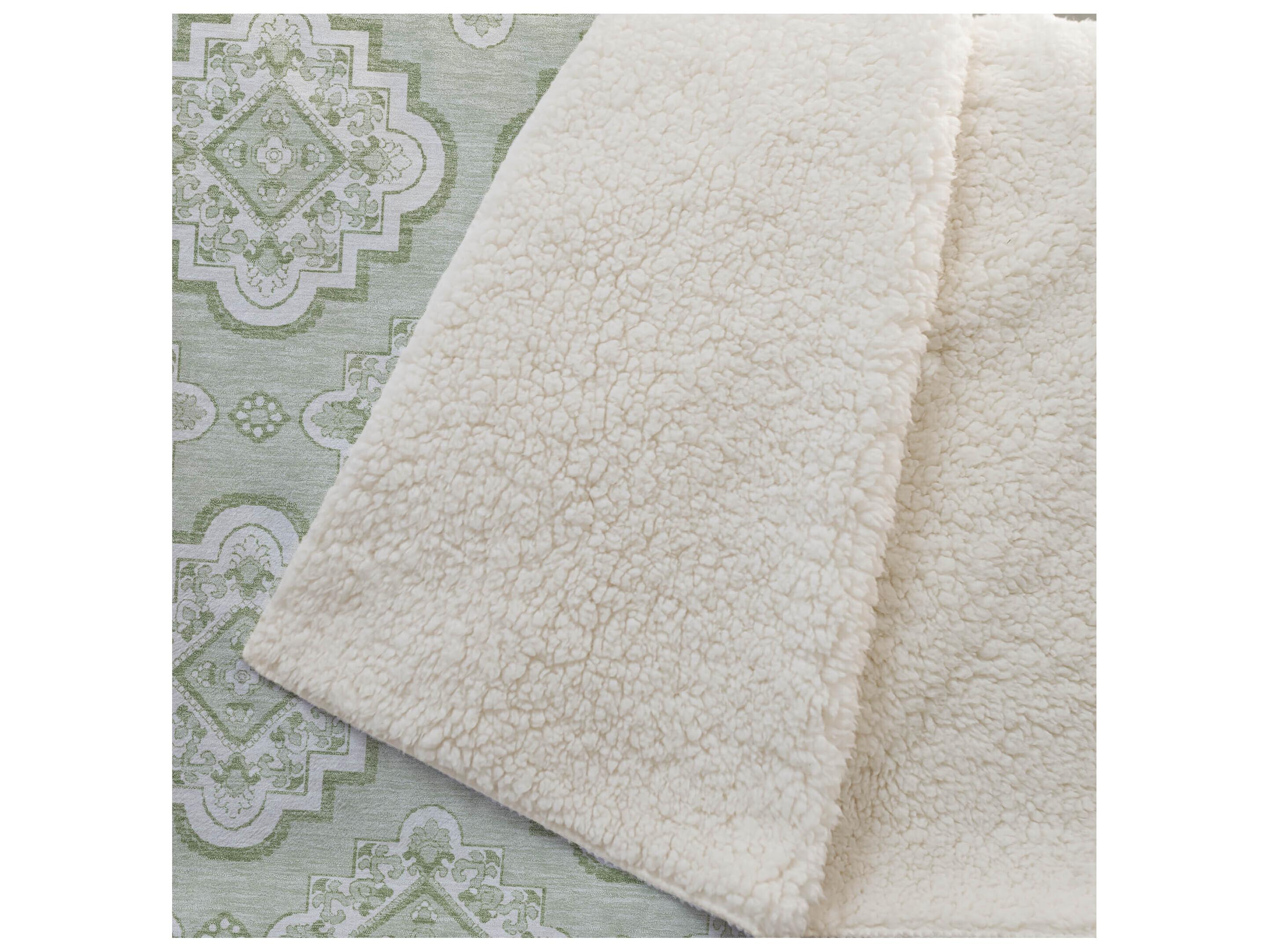 Dalyn Sherpa Green Polyester Throw