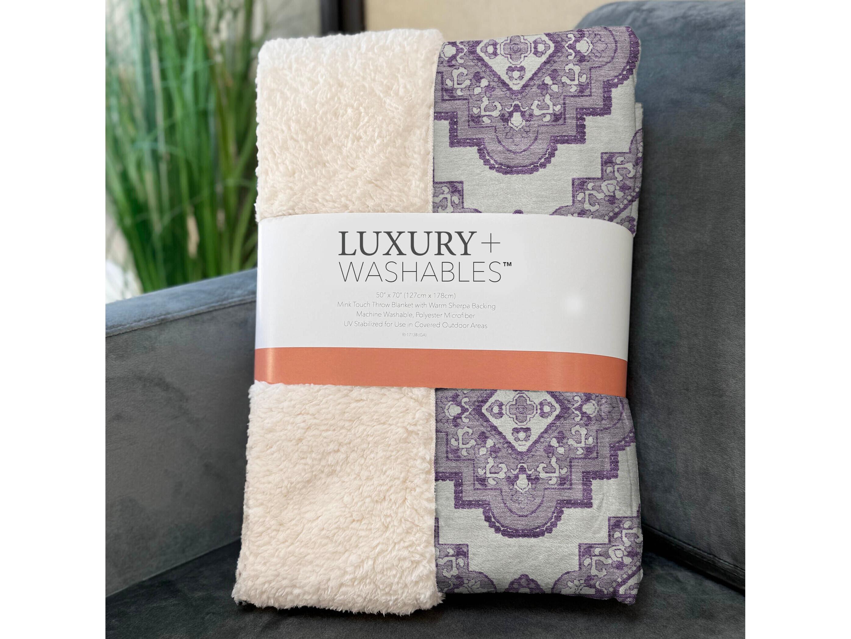 Dalyn Sherpa Purple Polyester Throw