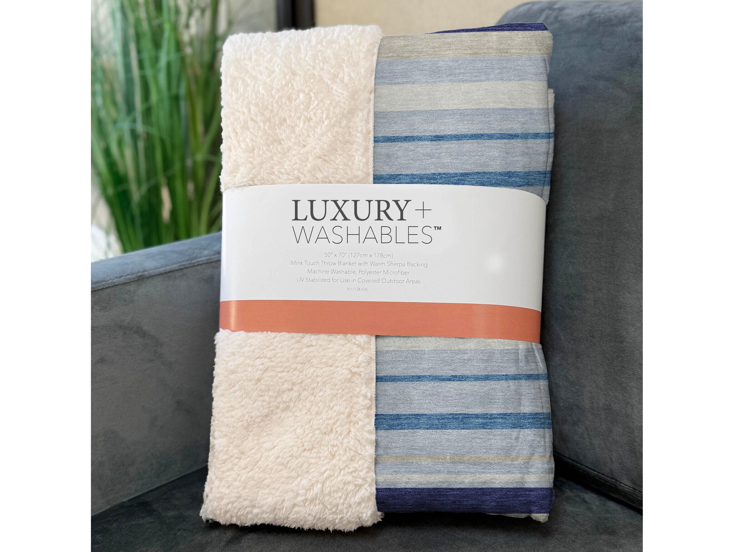 Dalyn Sherpa Blue Polyester Throw