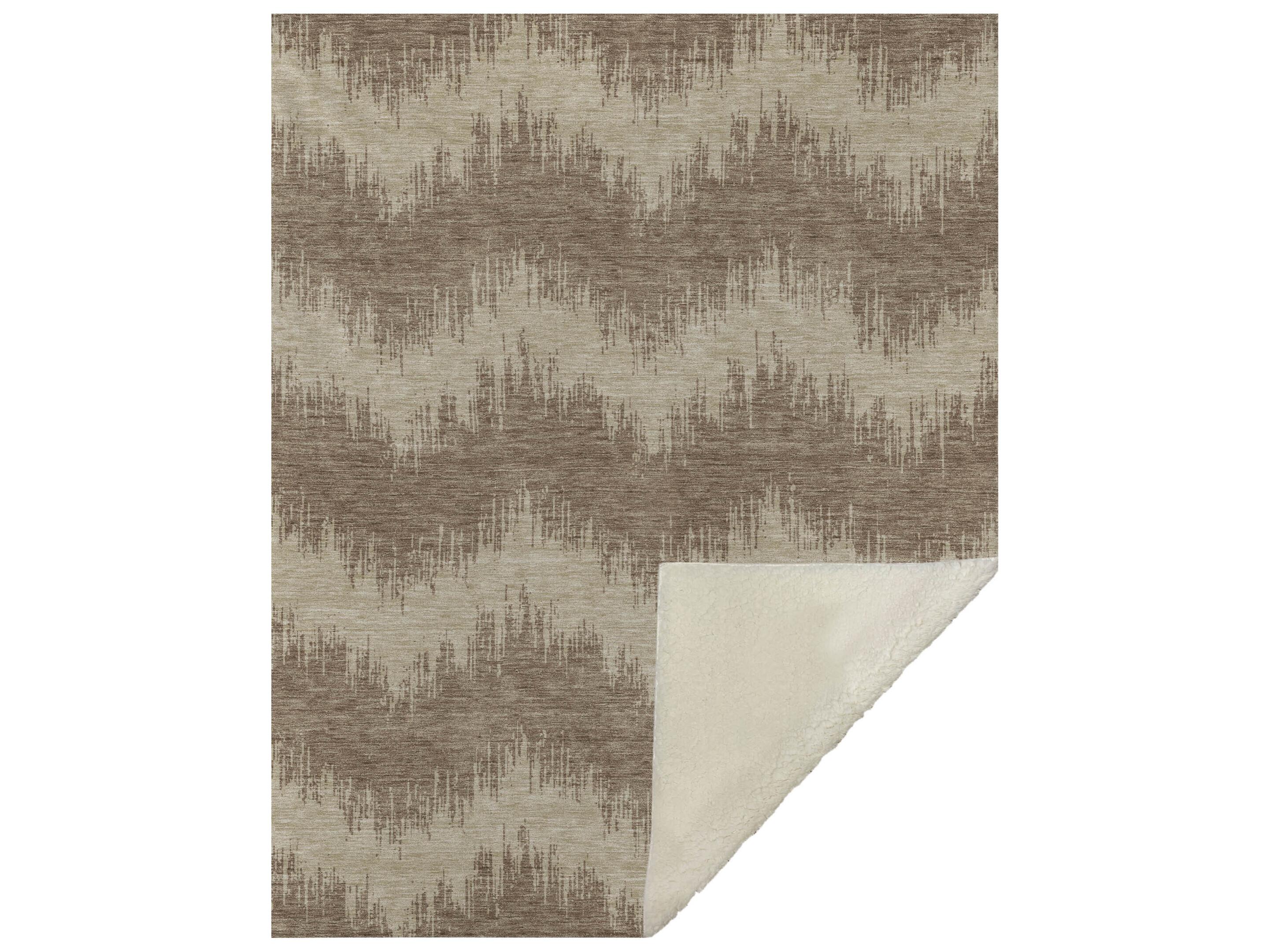 Dalyn Sherpa Brown Polyester Throw