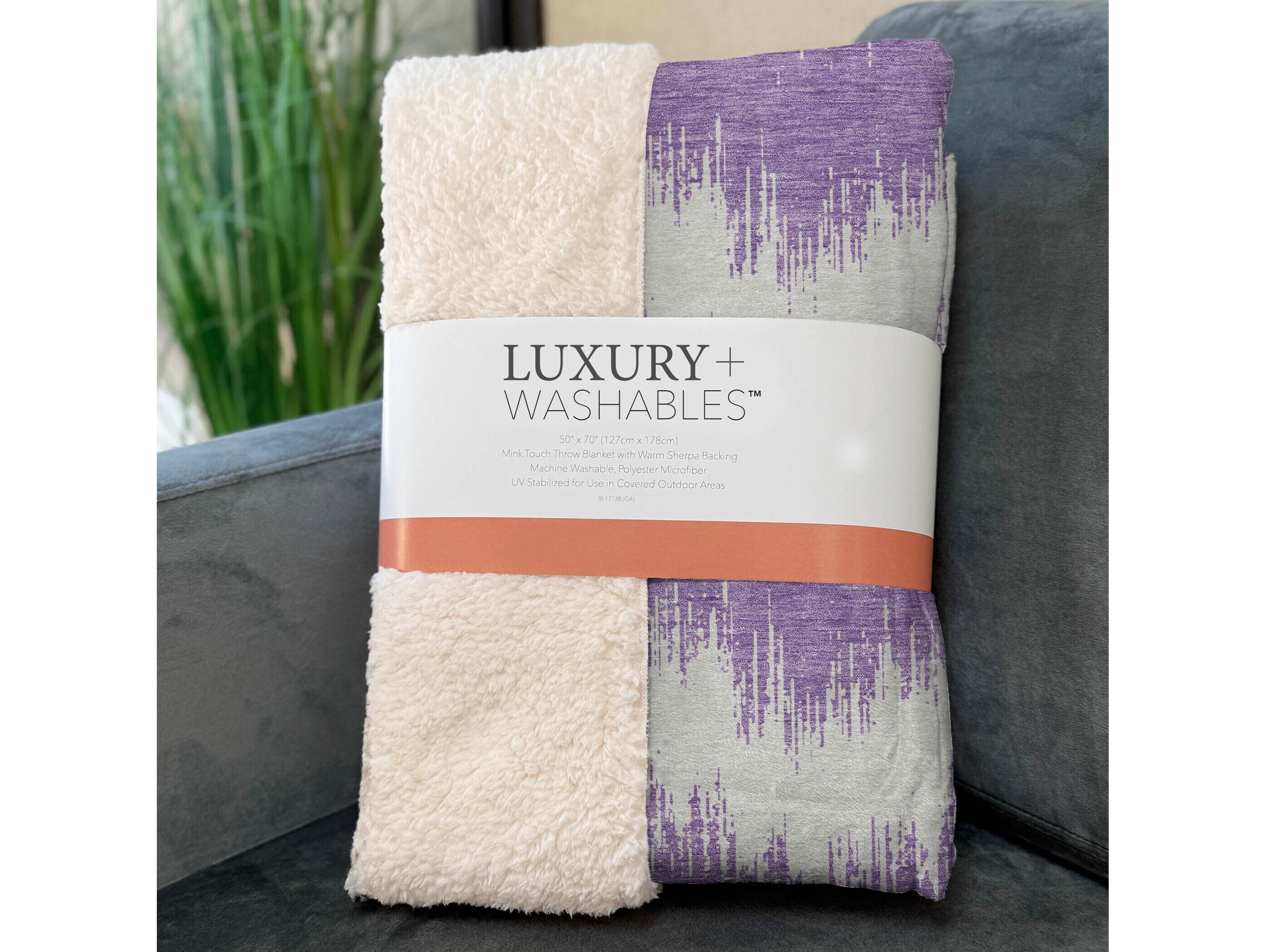 Dalyn Sherpa Purple Polyester Throw