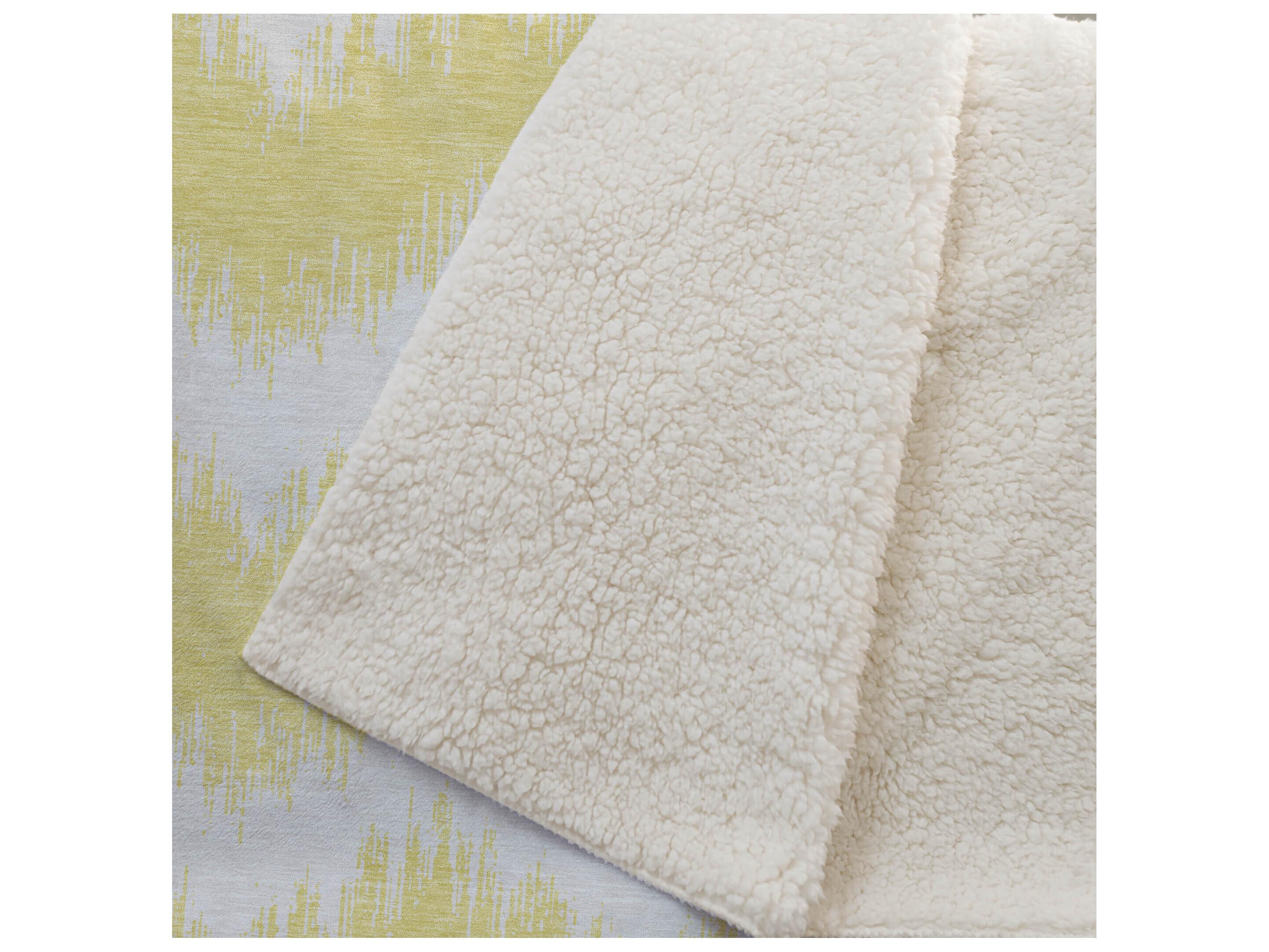 Dalyn Sherpa Gold Polyester Throw