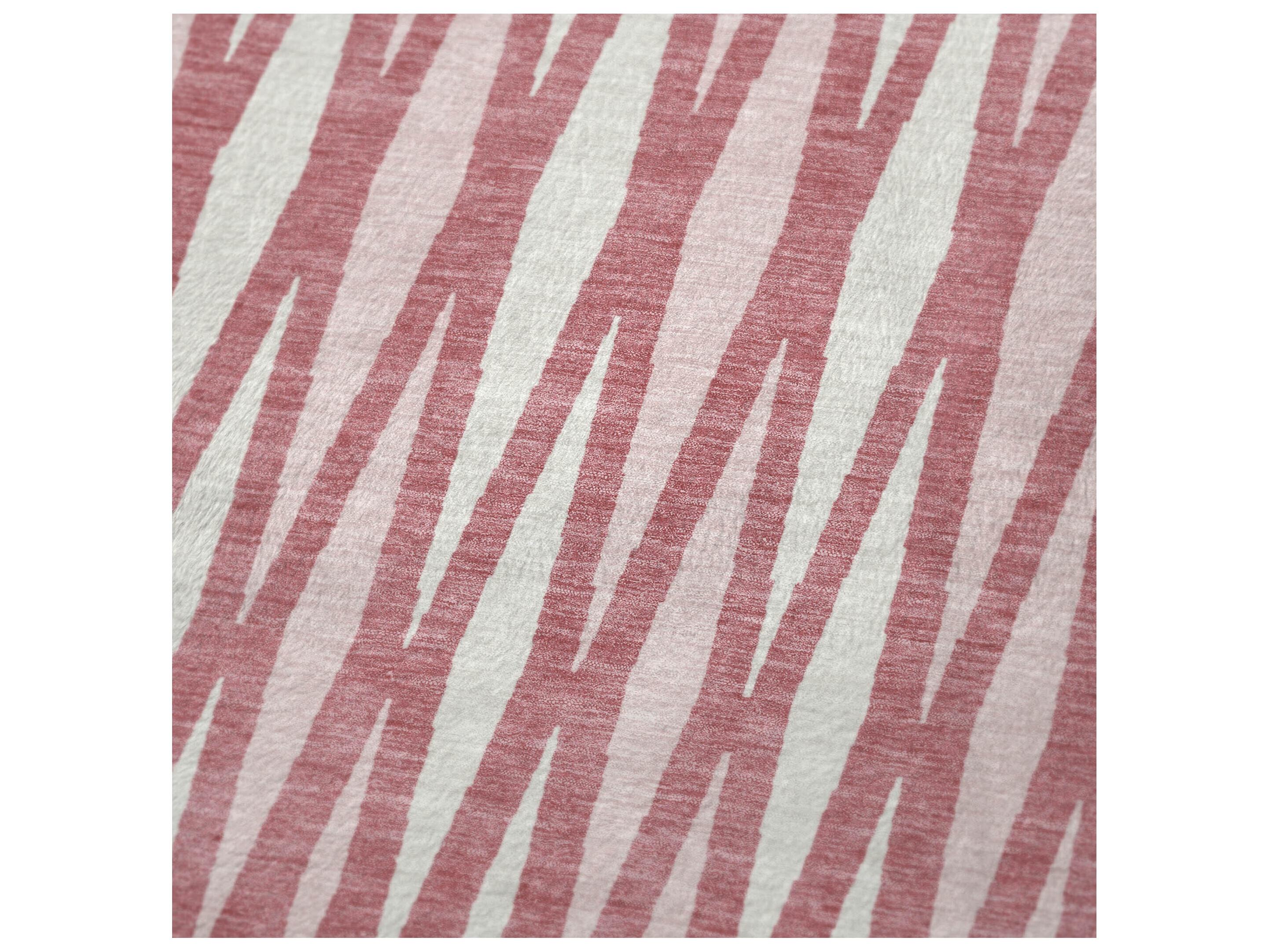 Dalyn Sherpa Pink Polyester Throw