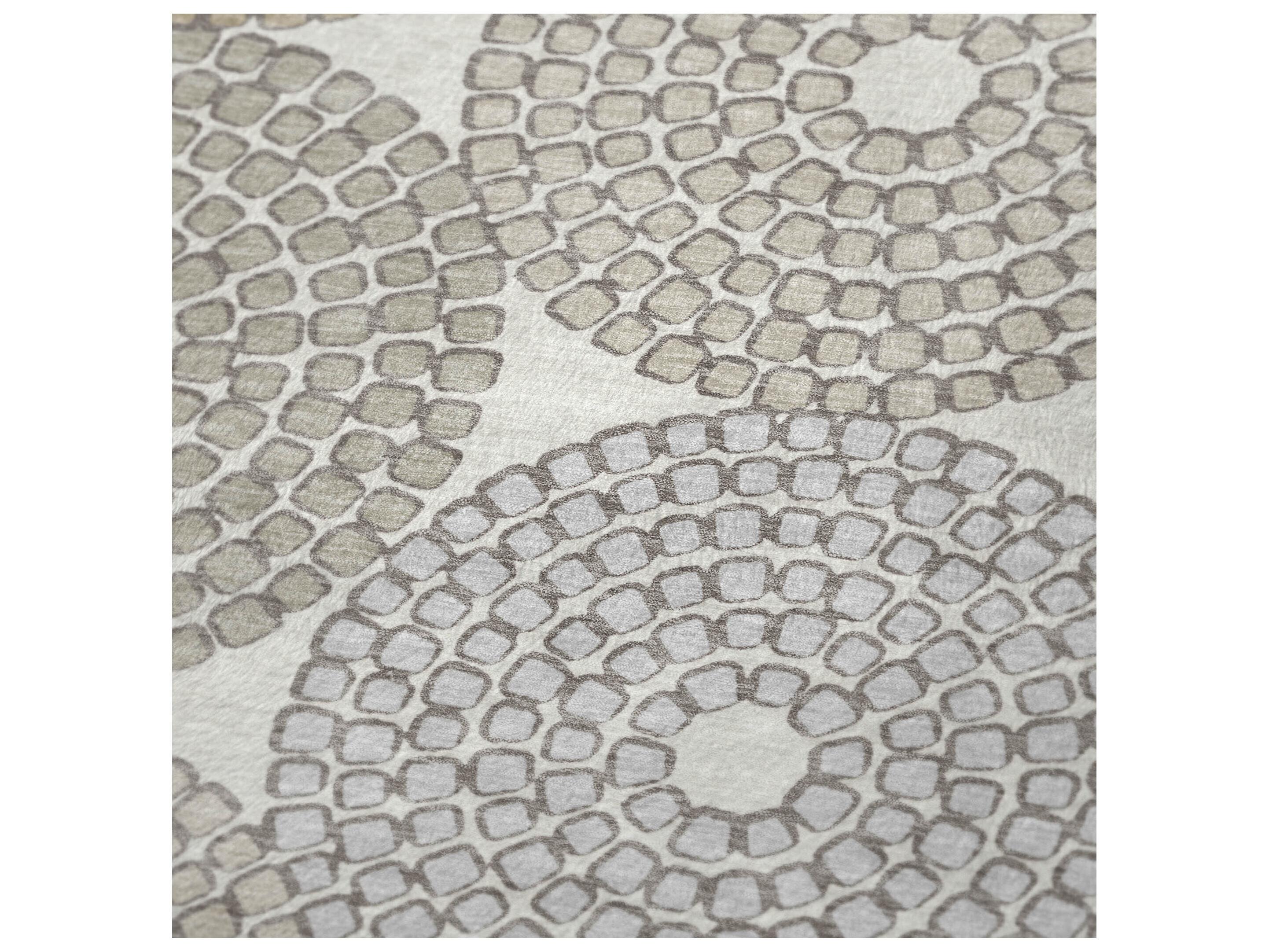 Dalyn Sherpa Ivory Polyester Throw