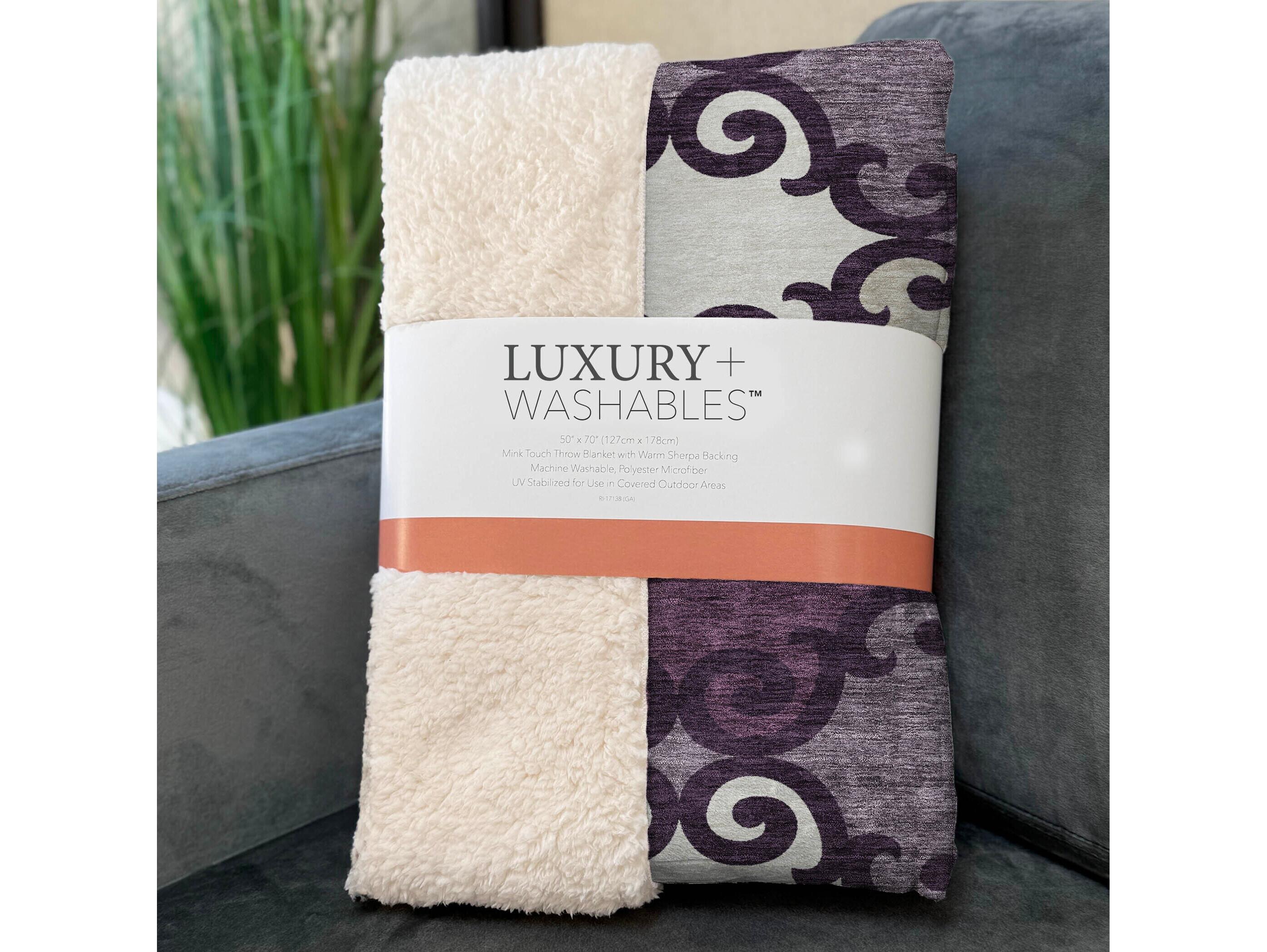 Dalyn Sherpa Purple Polyester Throw