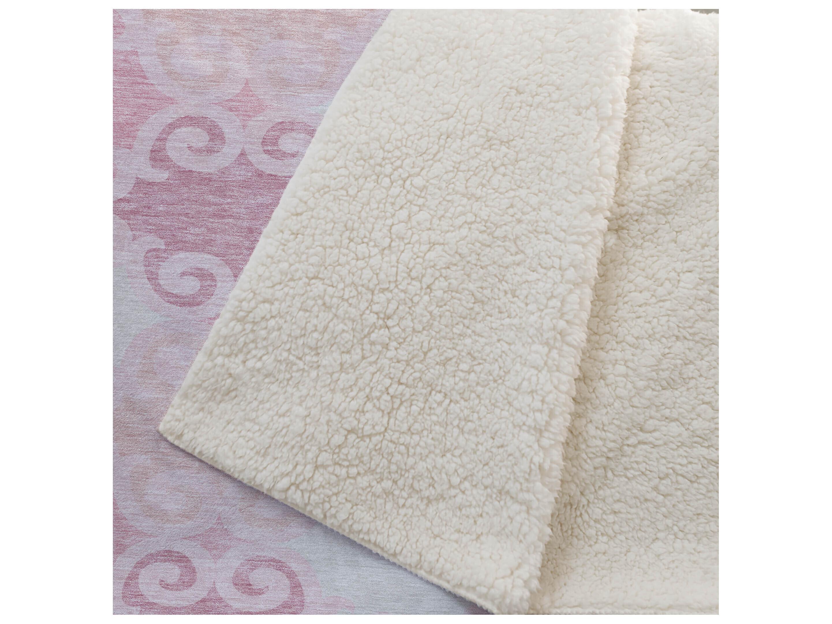 Dalyn Sherpa Pink Polyester Throw
