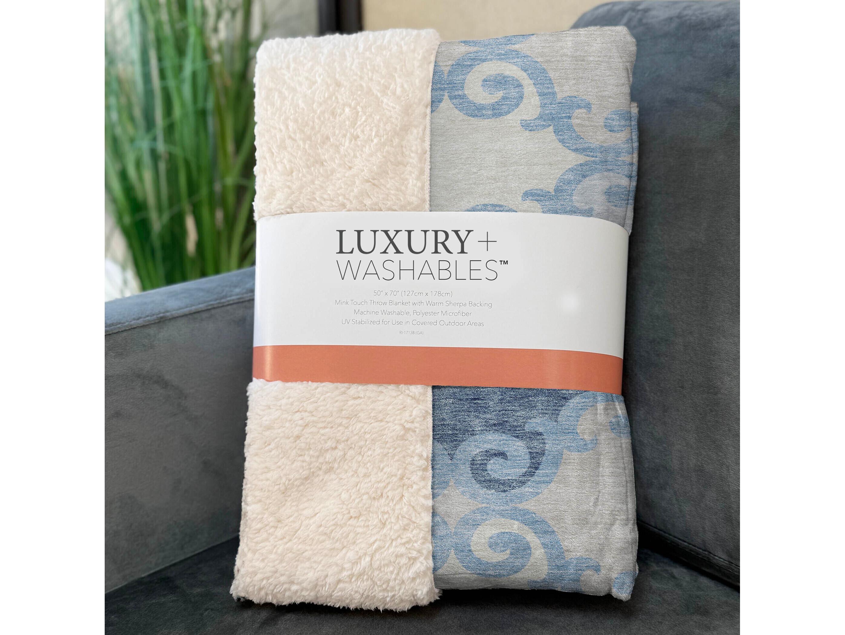 Dalyn Sherpa Blue Polyester Throw