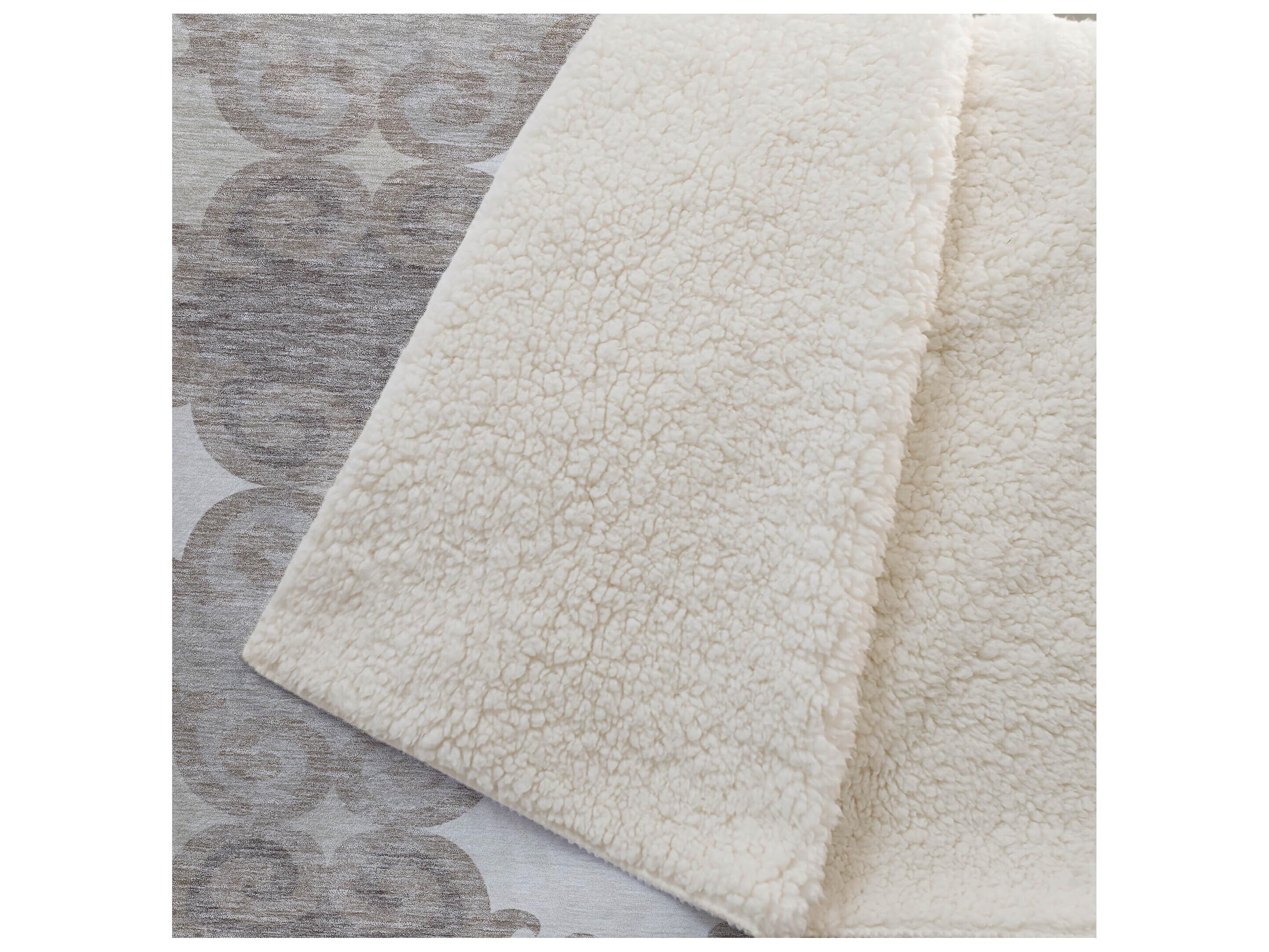 Dalyn Sherpa Brown Polyester Throw