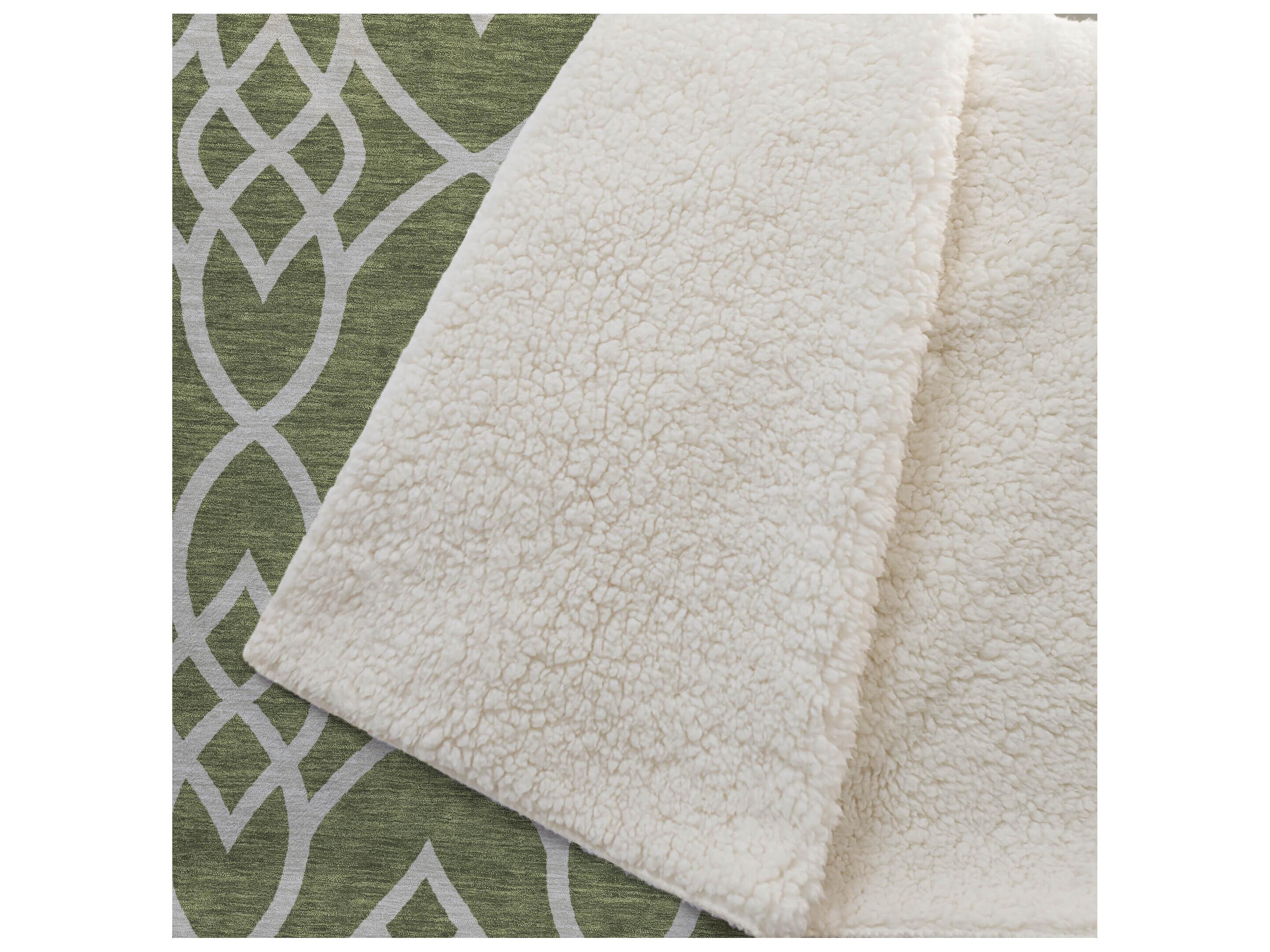 Dalyn Sherpa Green Polyester Throw