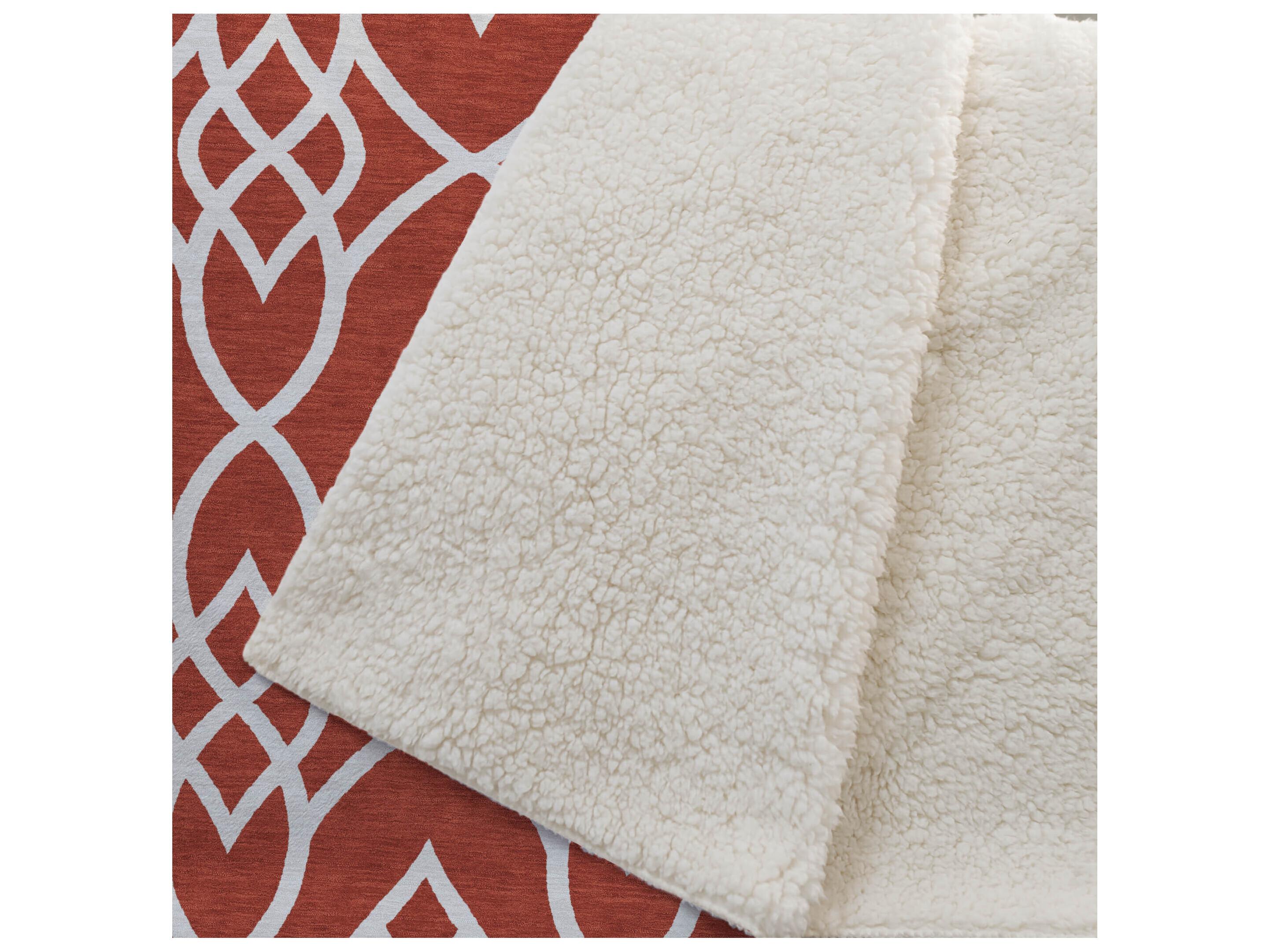 Dalyn Sherpa Red Polyester Throw