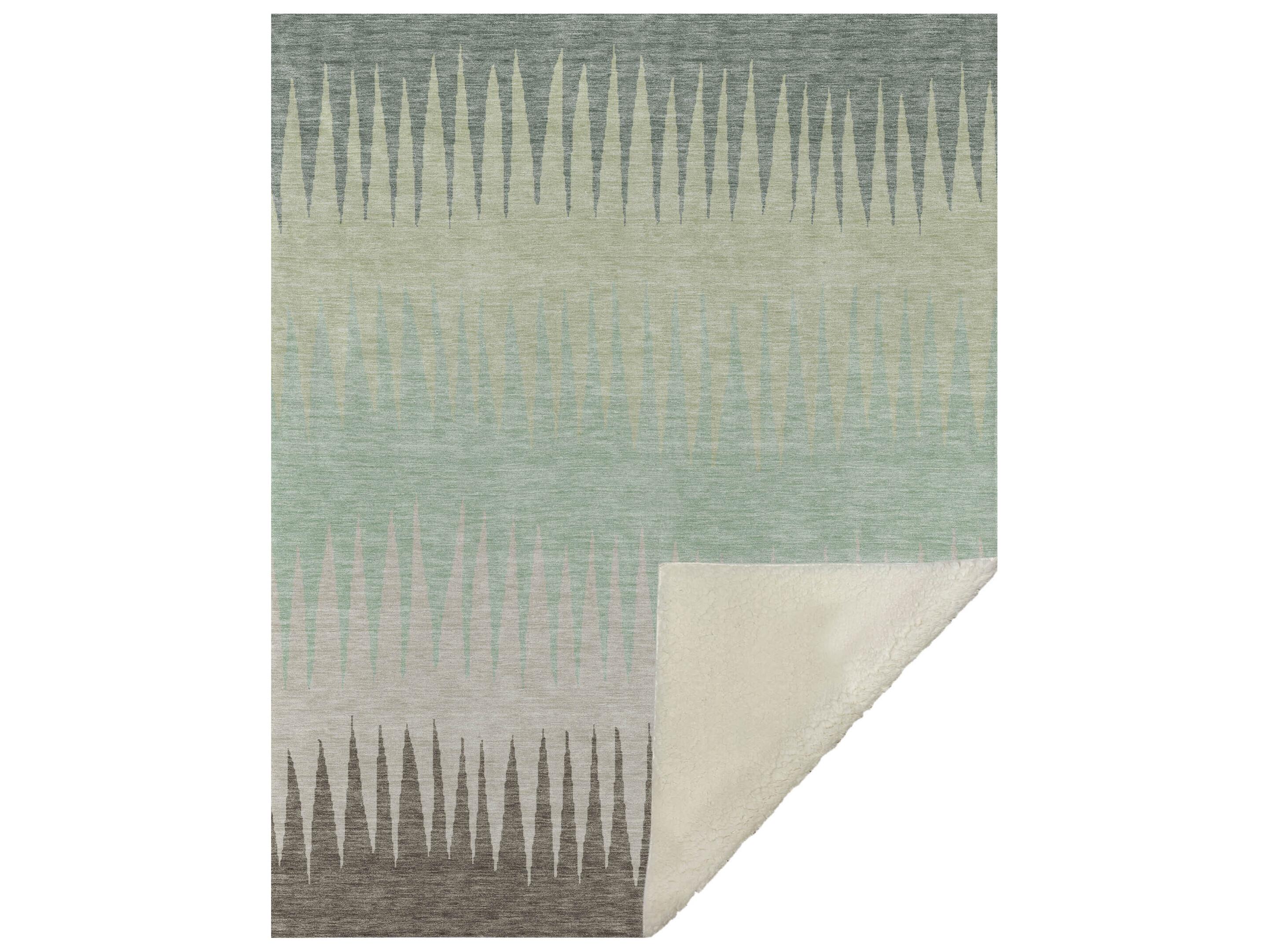 Dalyn Sherpa Green Polyester Throw