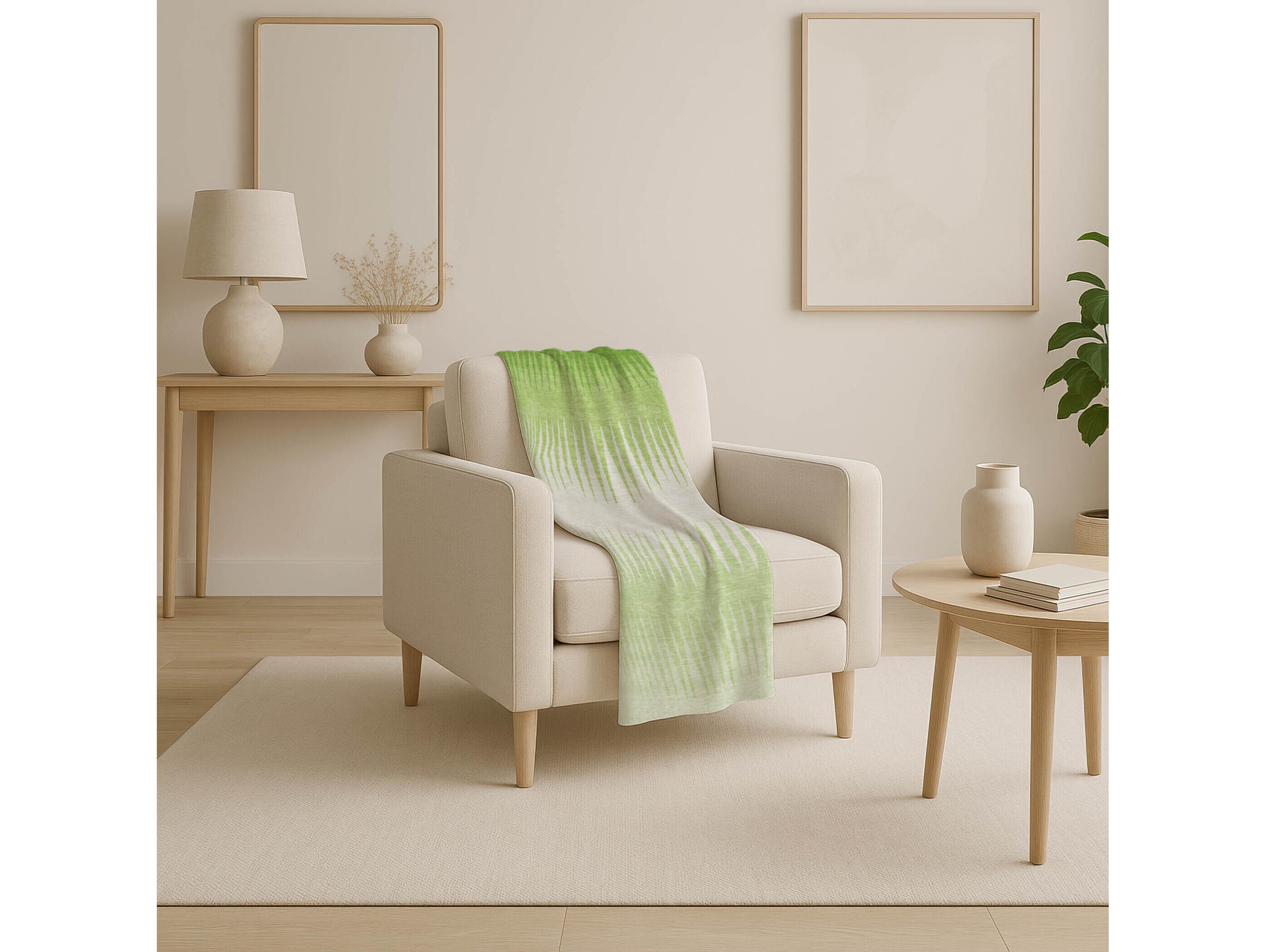 Dalyn Sherpa Green Polyester Throw