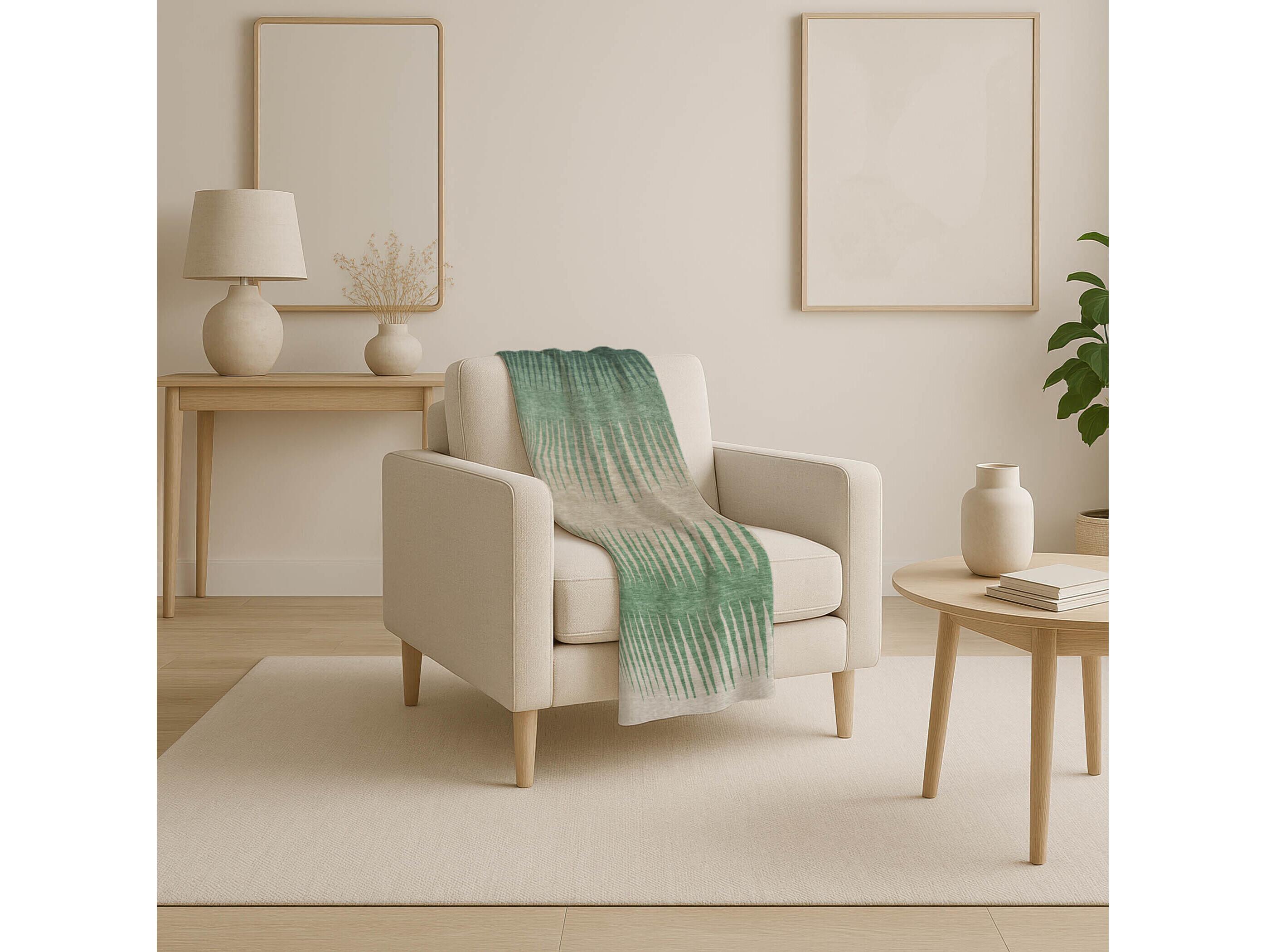 Dalyn Sherpa Green Polyester Throw