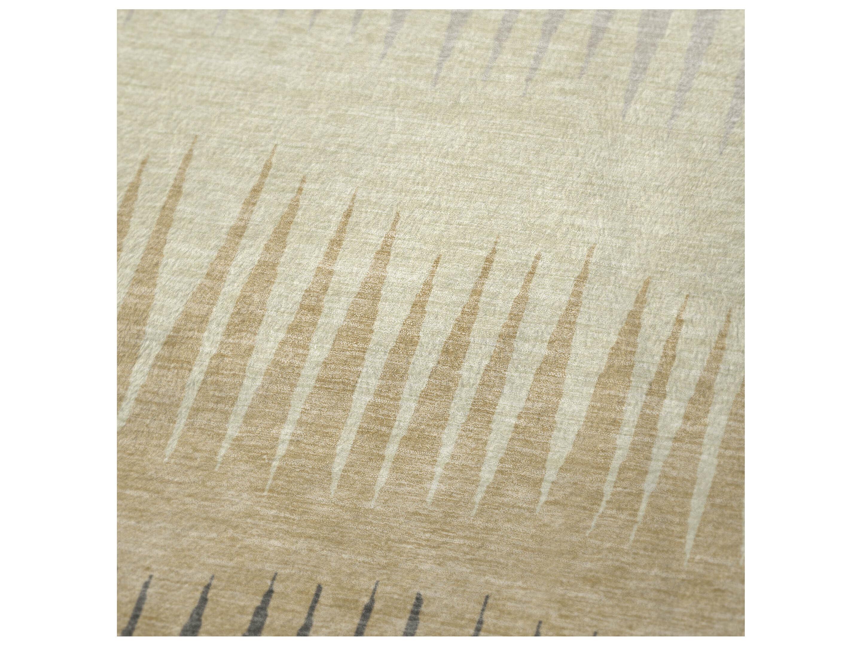 Dalyn Sherpa Brown Polyester Throw