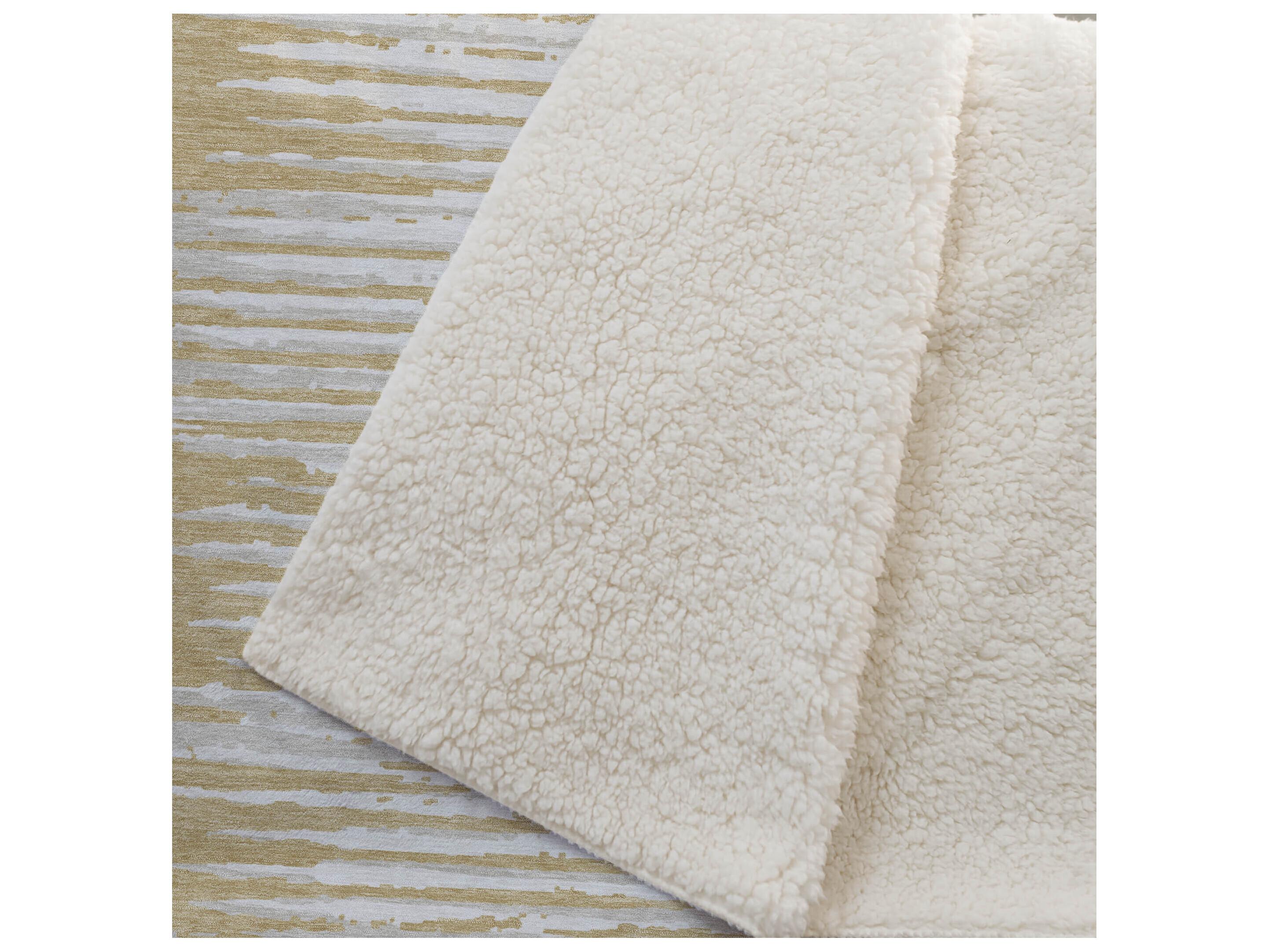 Dalyn Sherpa Gold Polyester Throw