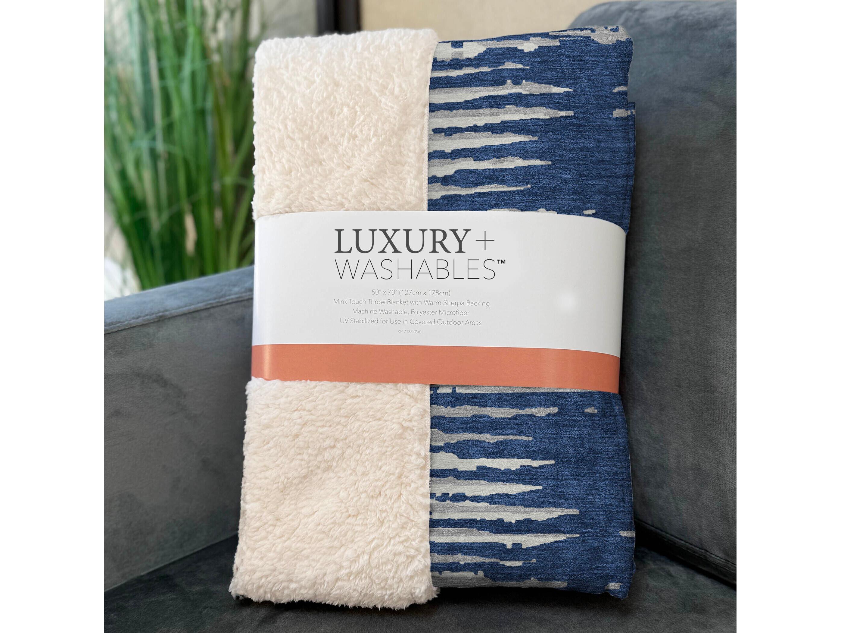 Dalyn Sherpa Blue Polyester Throw