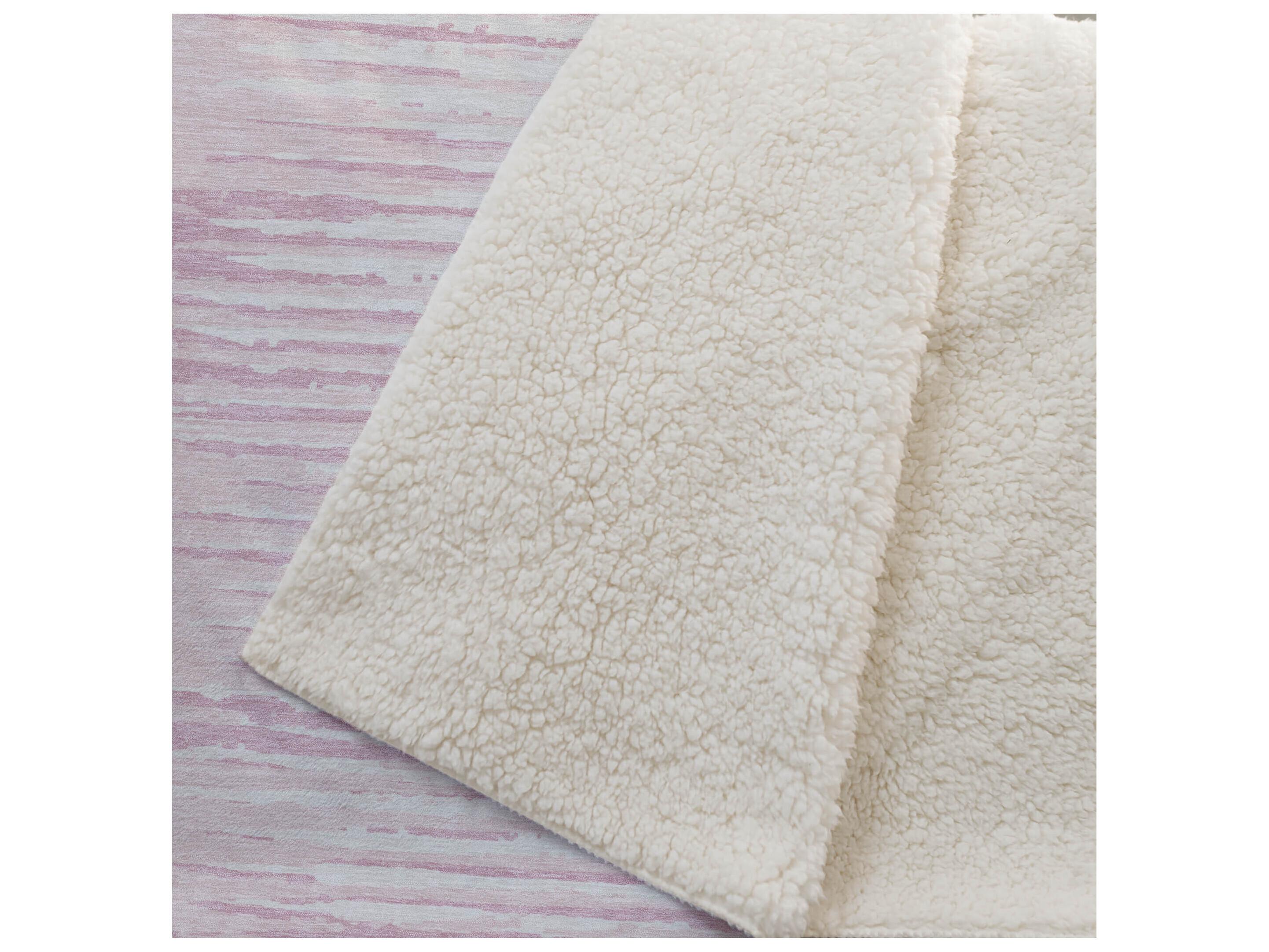 Dalyn Sherpa Pink Polyester Throw