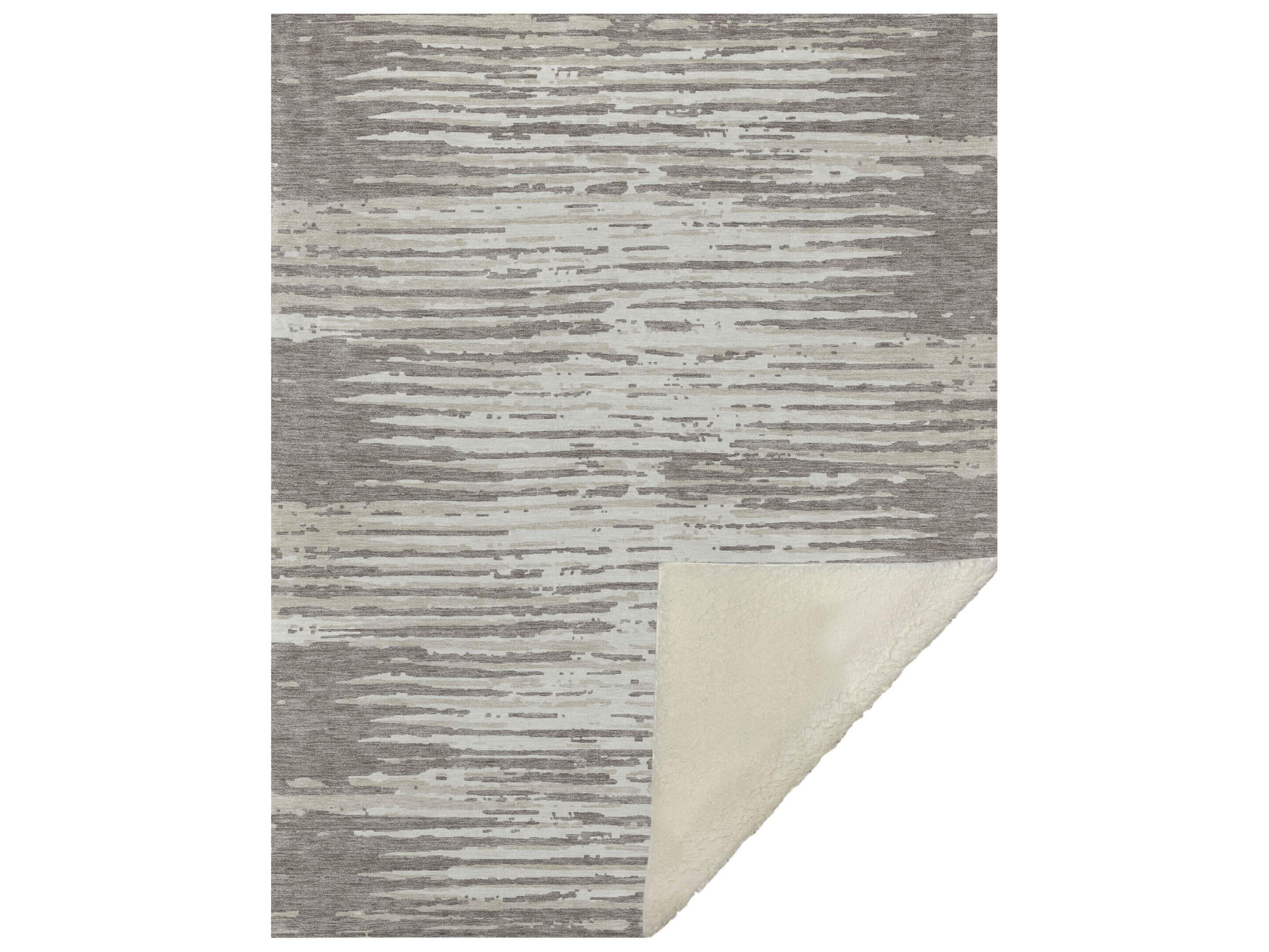 Dalyn Sherpa Brown Polyester Throw