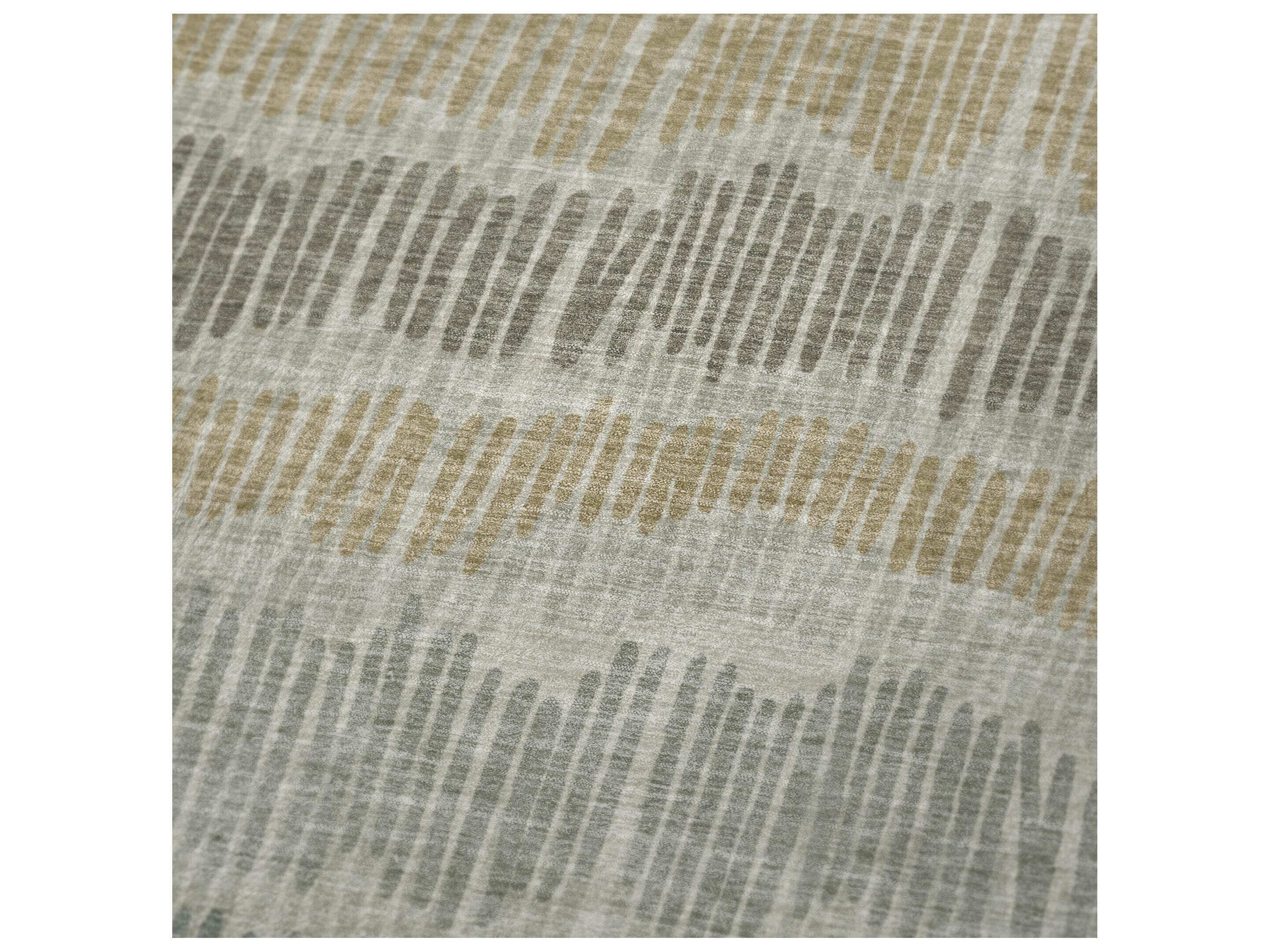 Dalyn Sherpa Brown Polyester Throw