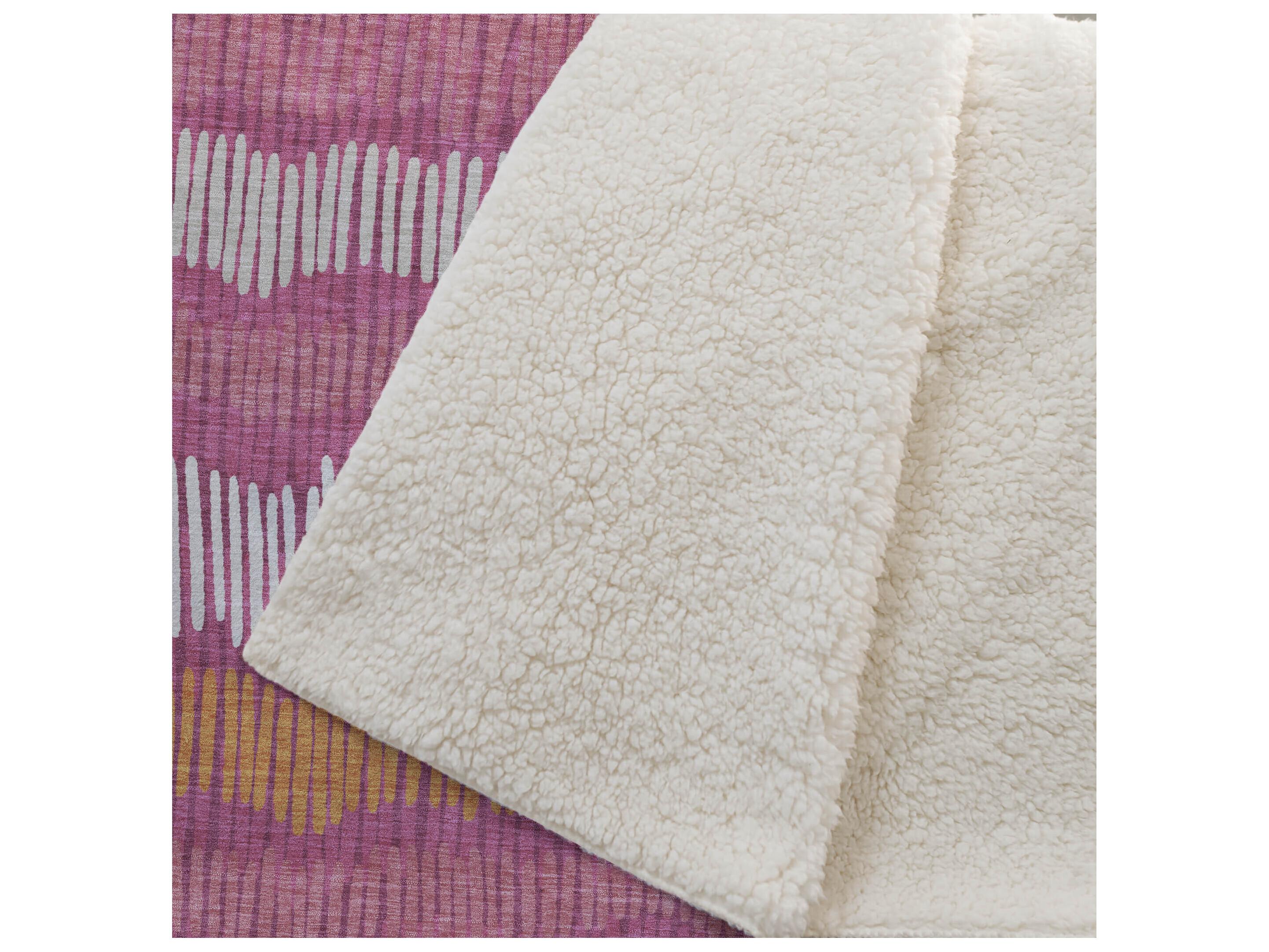 Dalyn Sherpa Pink Polyester Throw