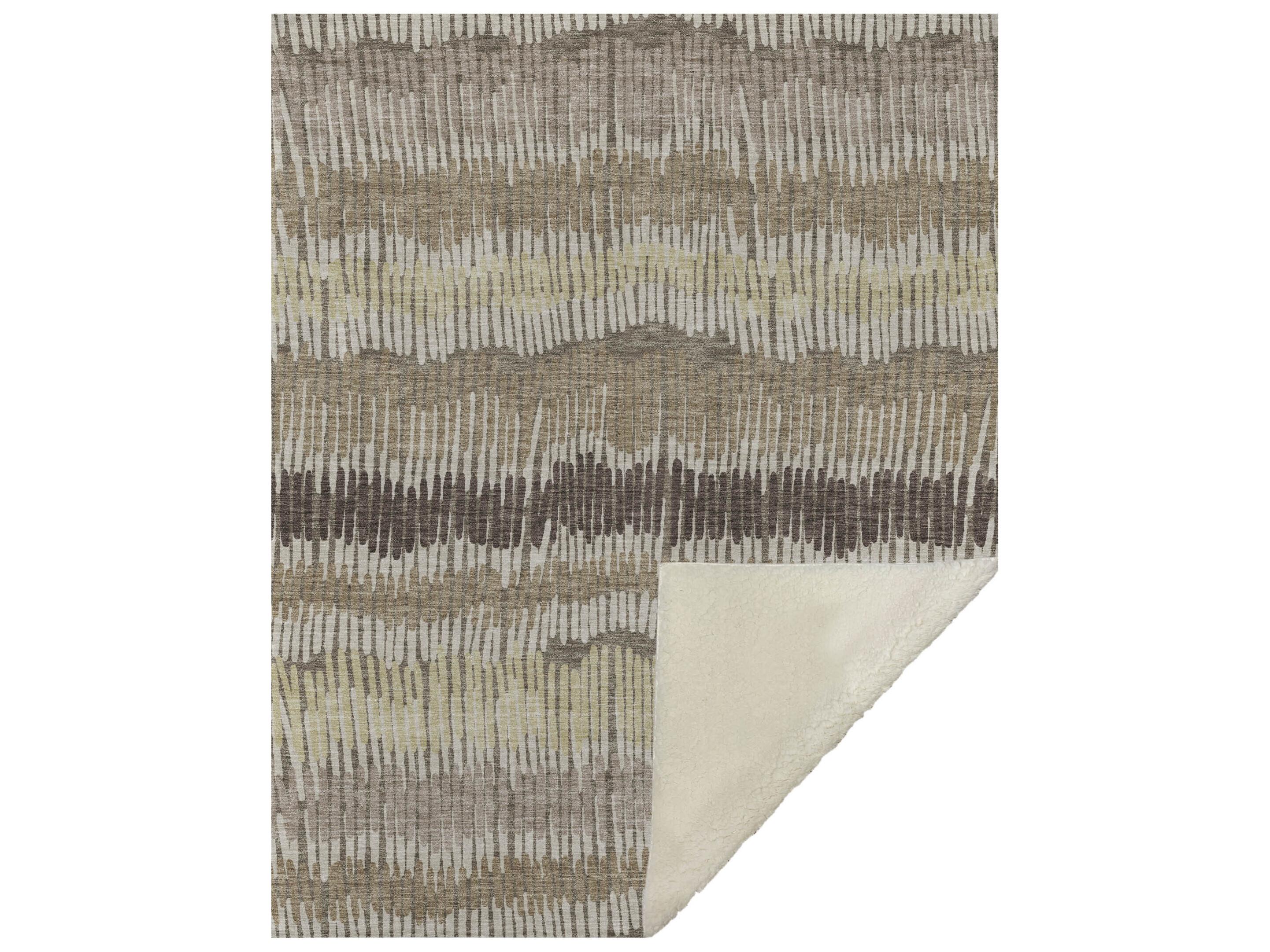Dalyn Sherpa Brown Polyester Throw