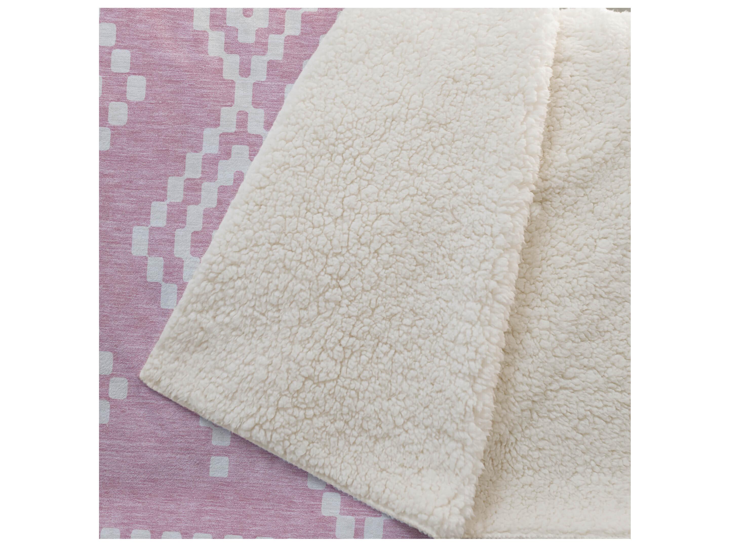 Dalyn Sherpa Pink Polyester Throw