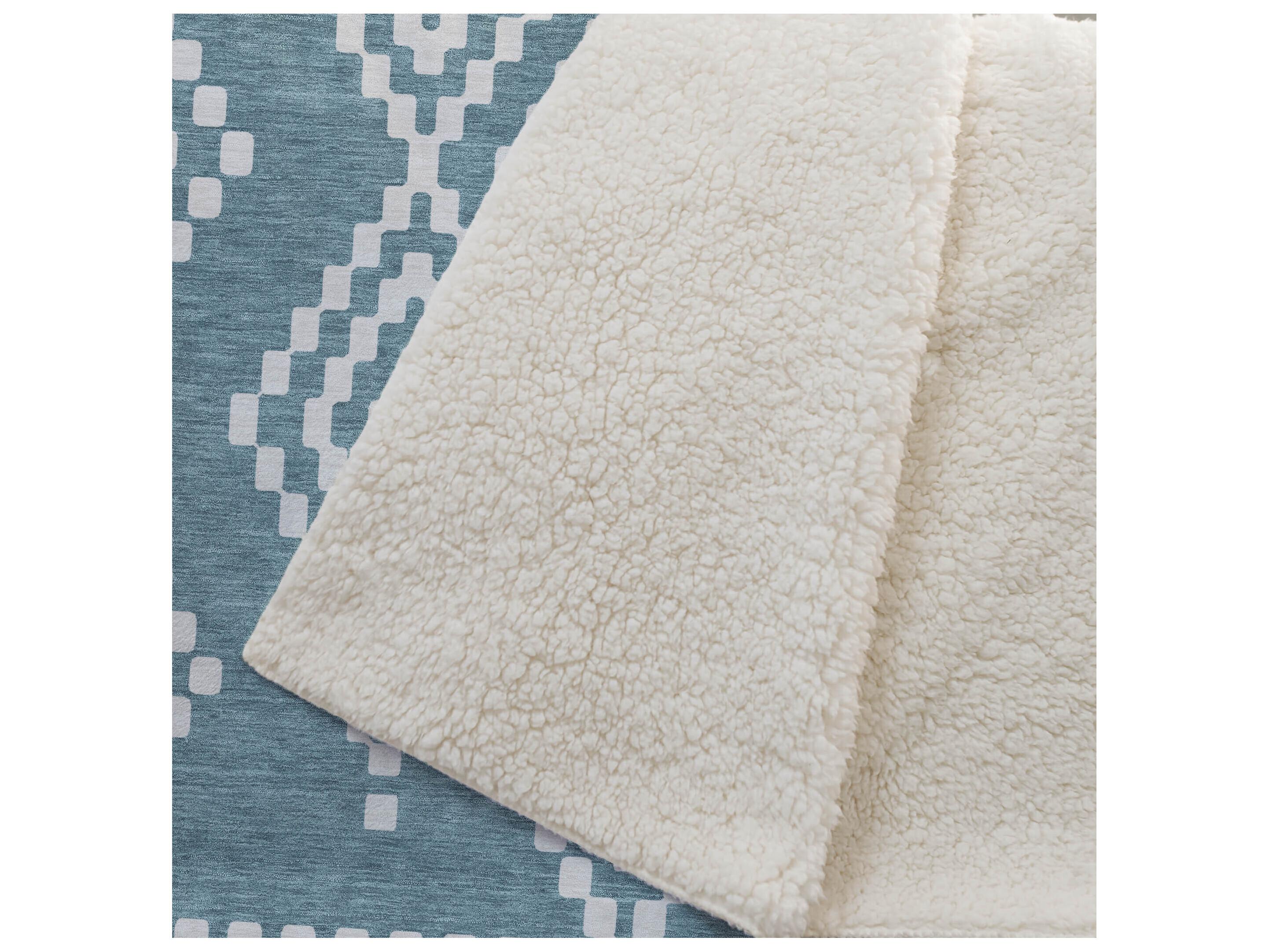 Dalyn Sherpa Teal Polyester Throw