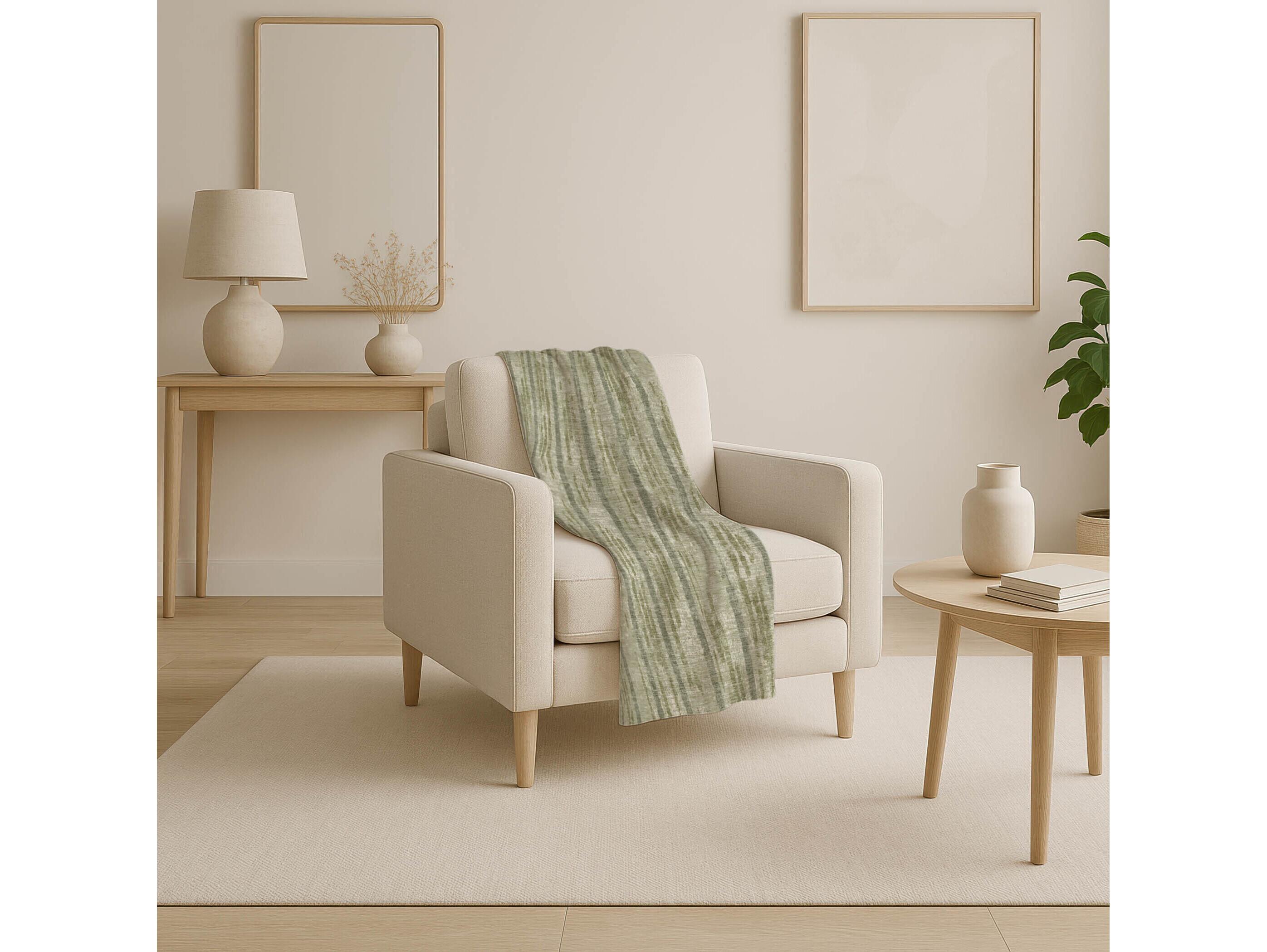 Dalyn Sherpa Green Polyester Throw