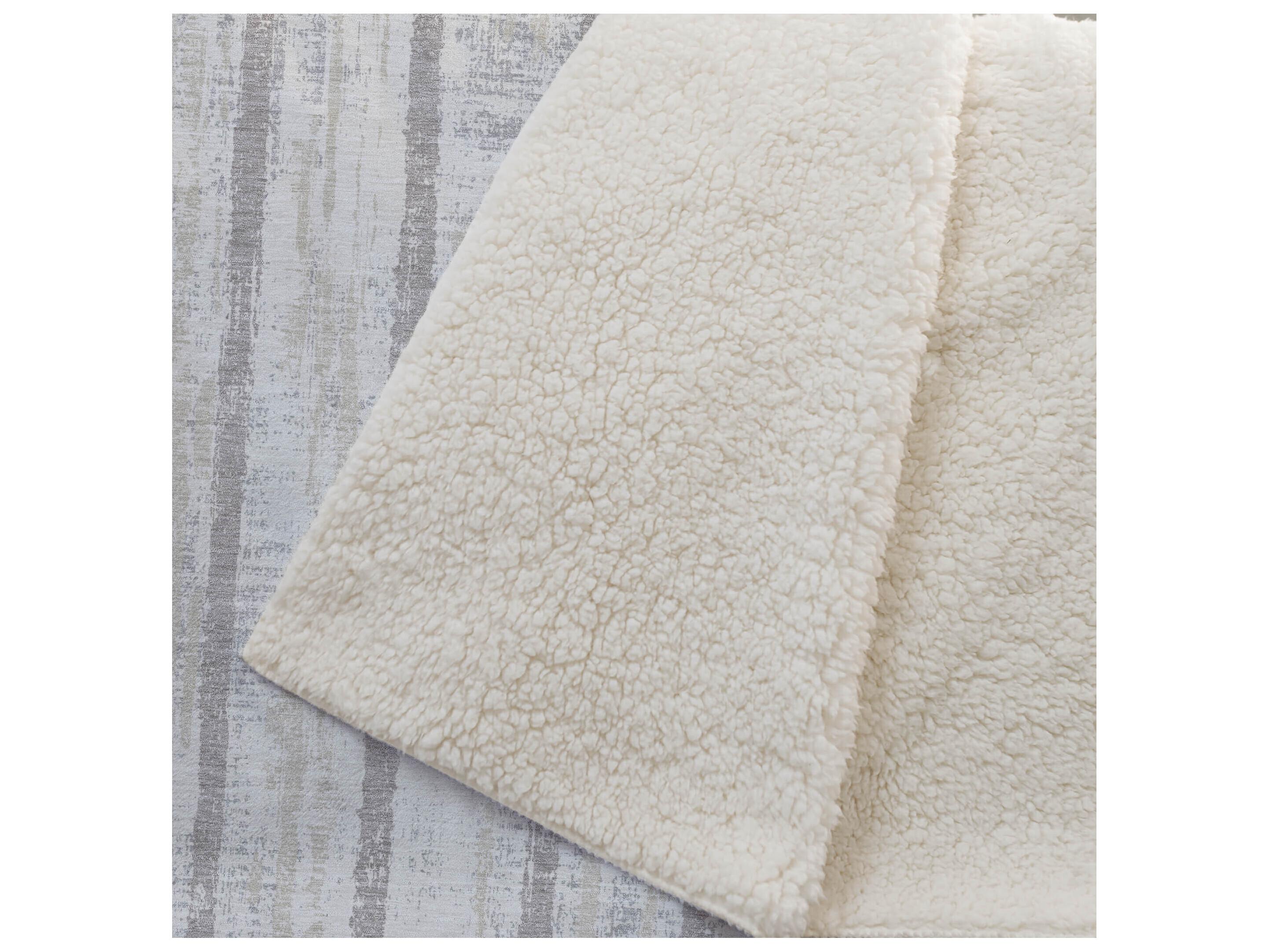 Dalyn Sherpa Ivory Polyester Throw