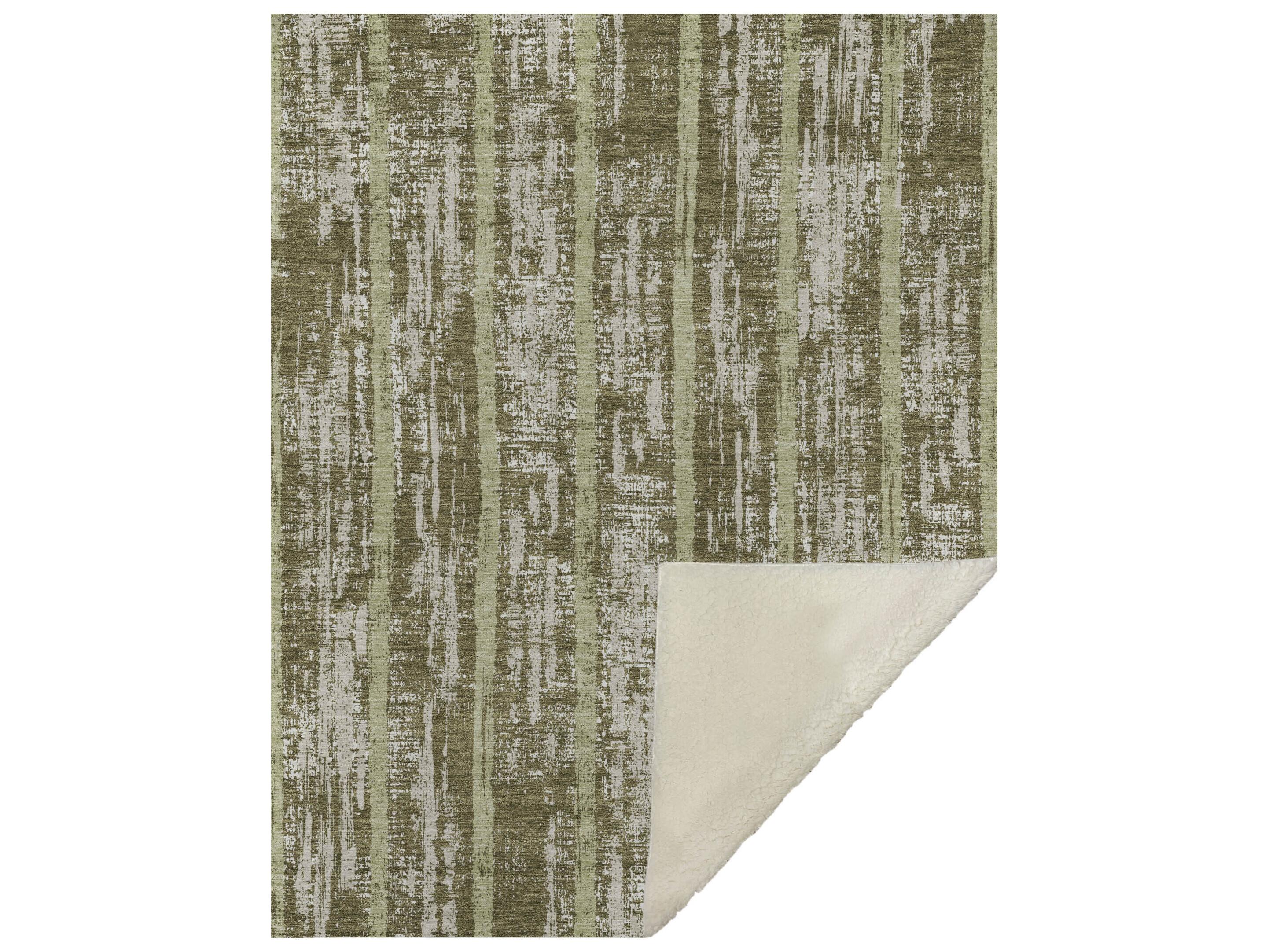 Dalyn Sherpa Green Polyester Throw