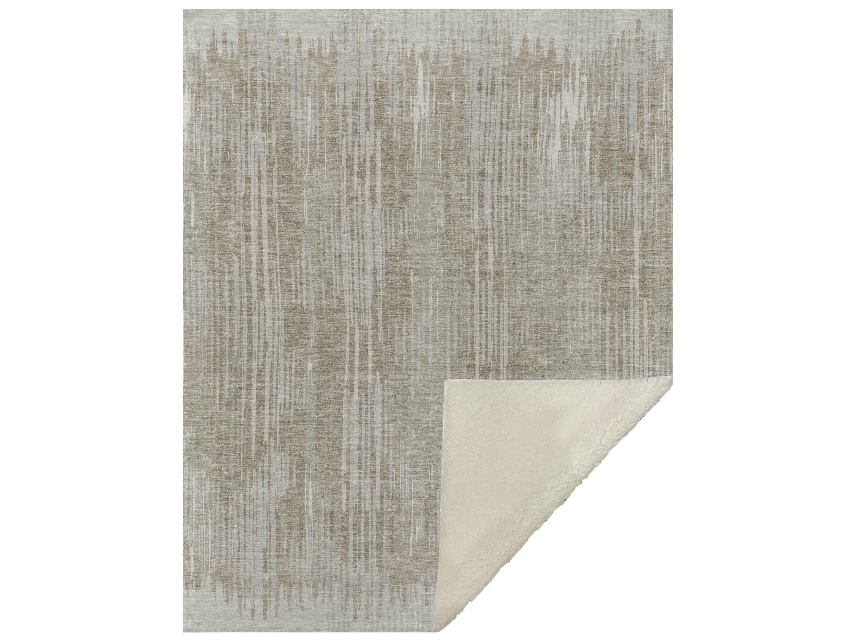 Dalyn Sherpa Brown Polyester Throw