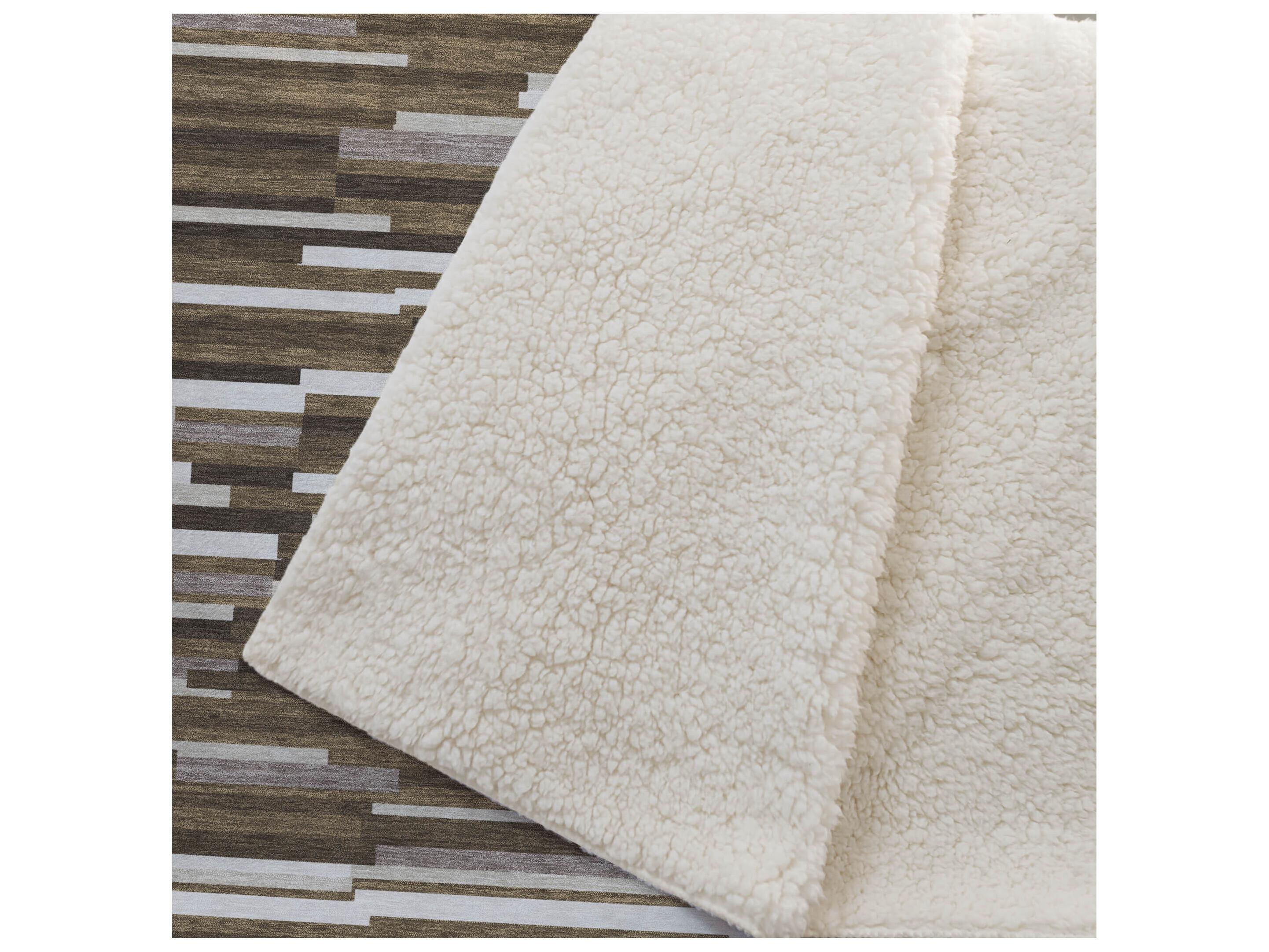 Dalyn Sherpa Brown Polyester Throw