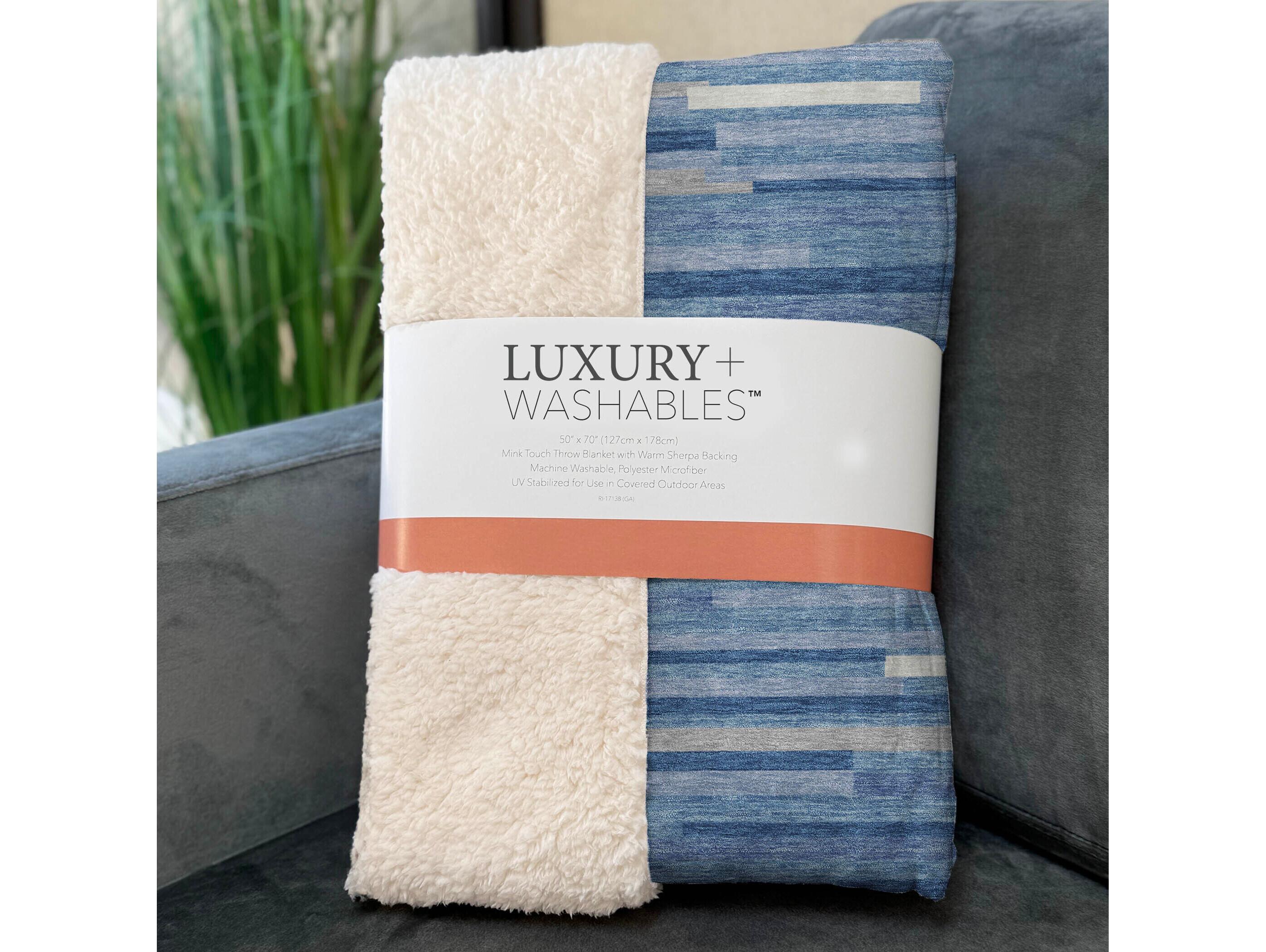 Dalyn Sherpa Blue Polyester Throw