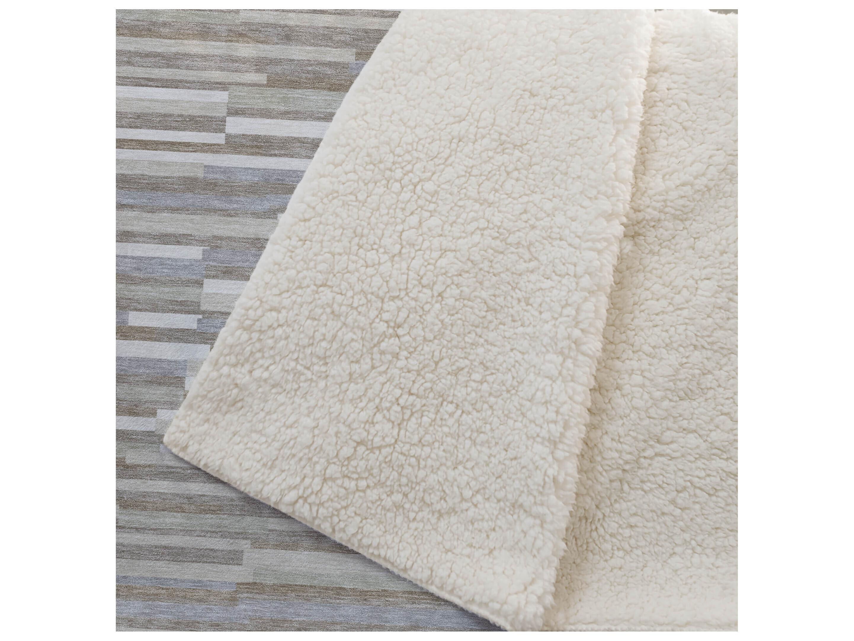 Dalyn Sherpa Brown Polyester Throw