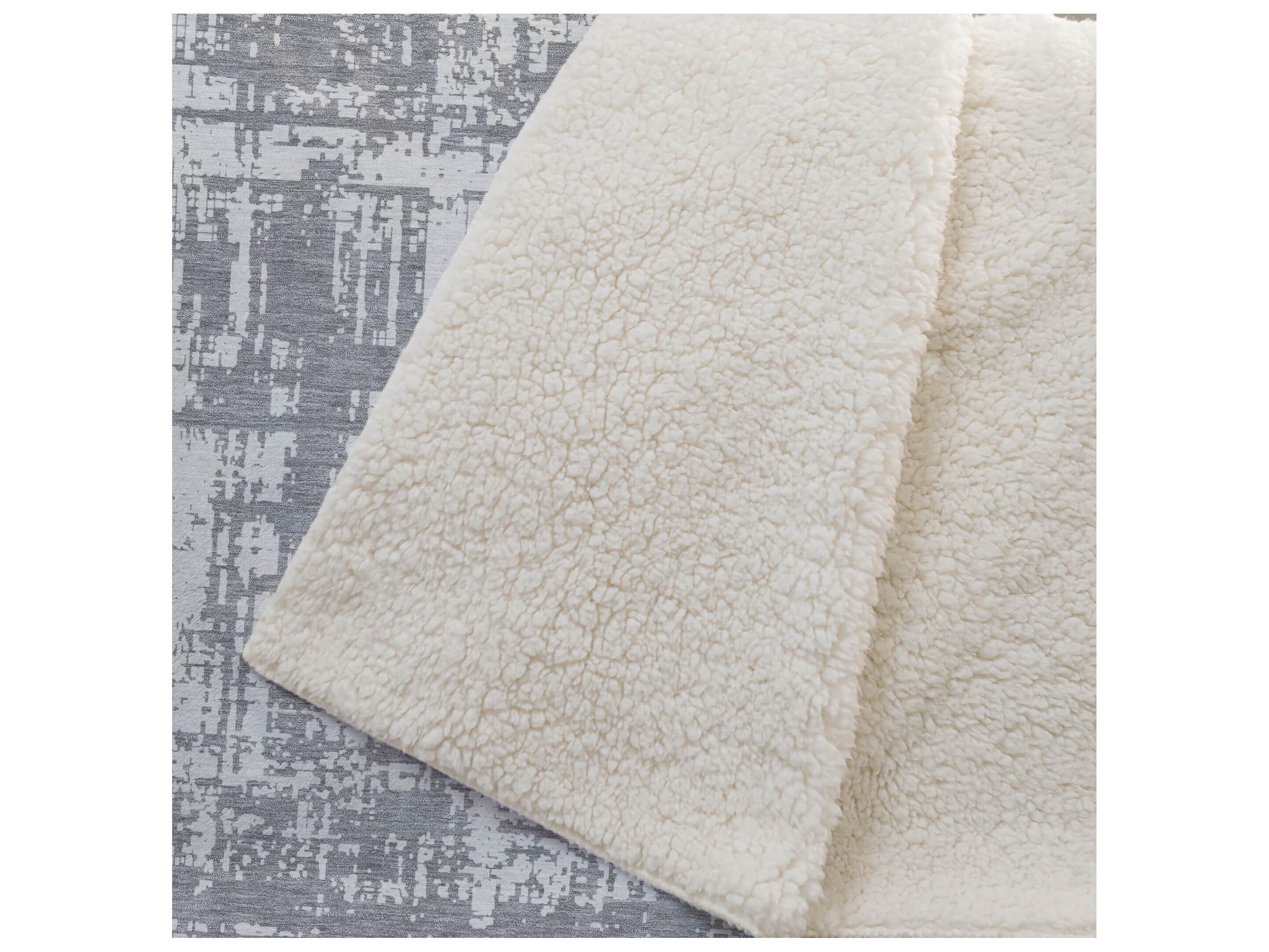 Dalyn Sherpa Gray Polyester Throw