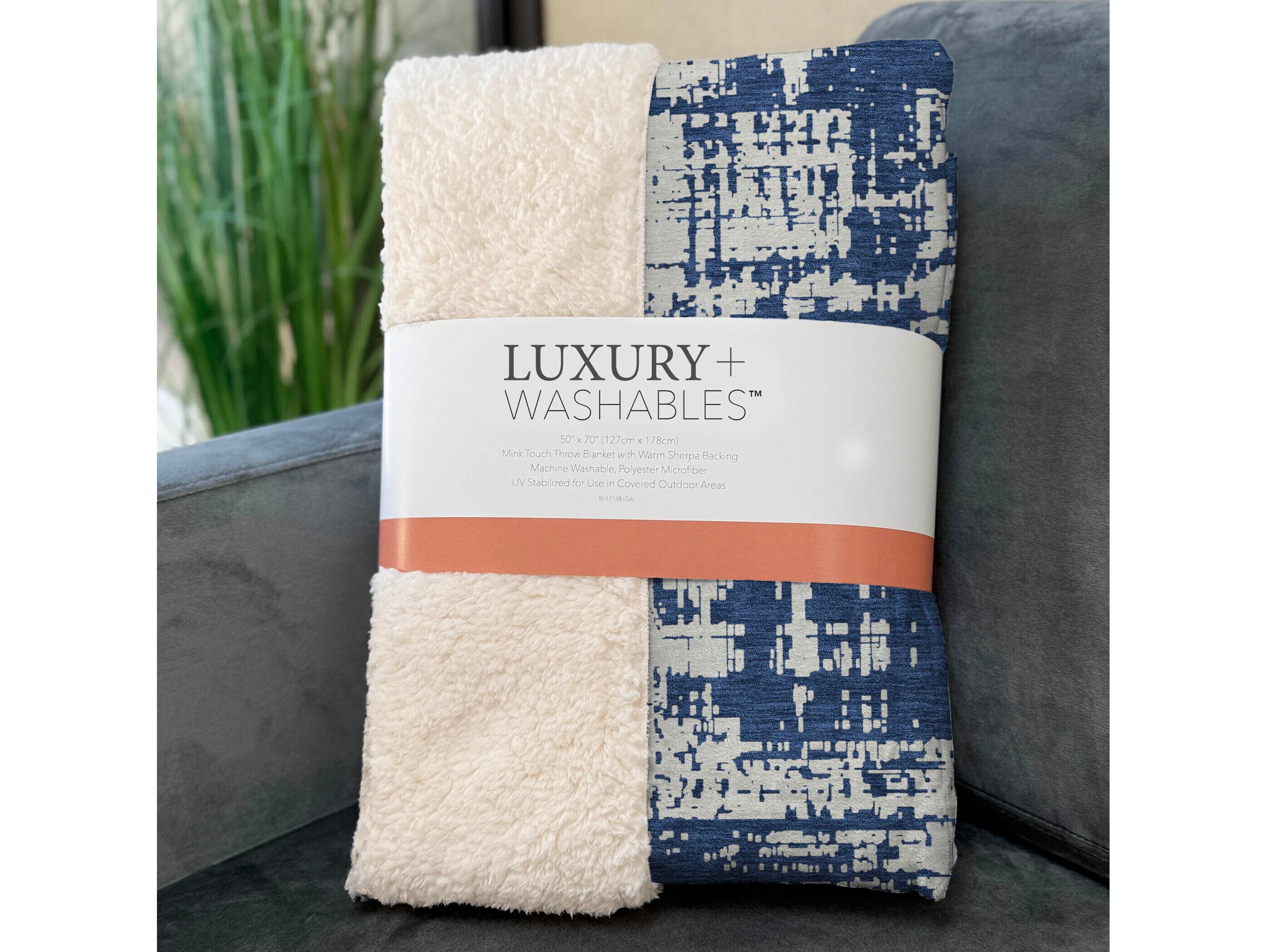 Dalyn Sherpa Blue Polyester Throw