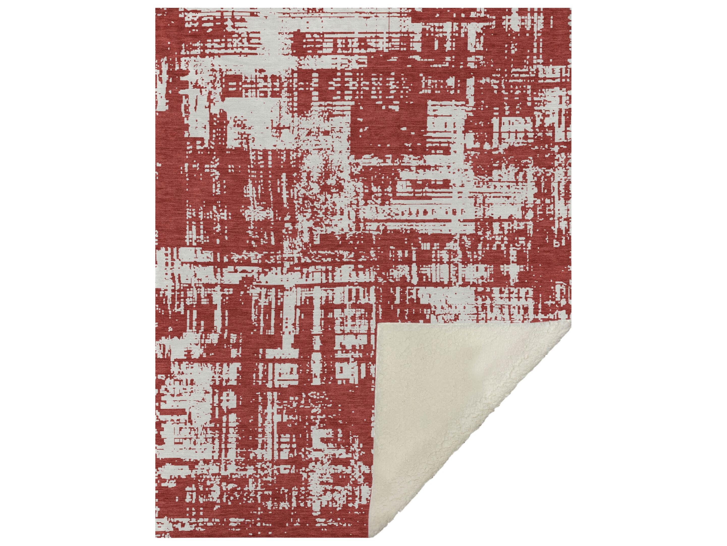 Dalyn Sherpa Red Polyester Throw