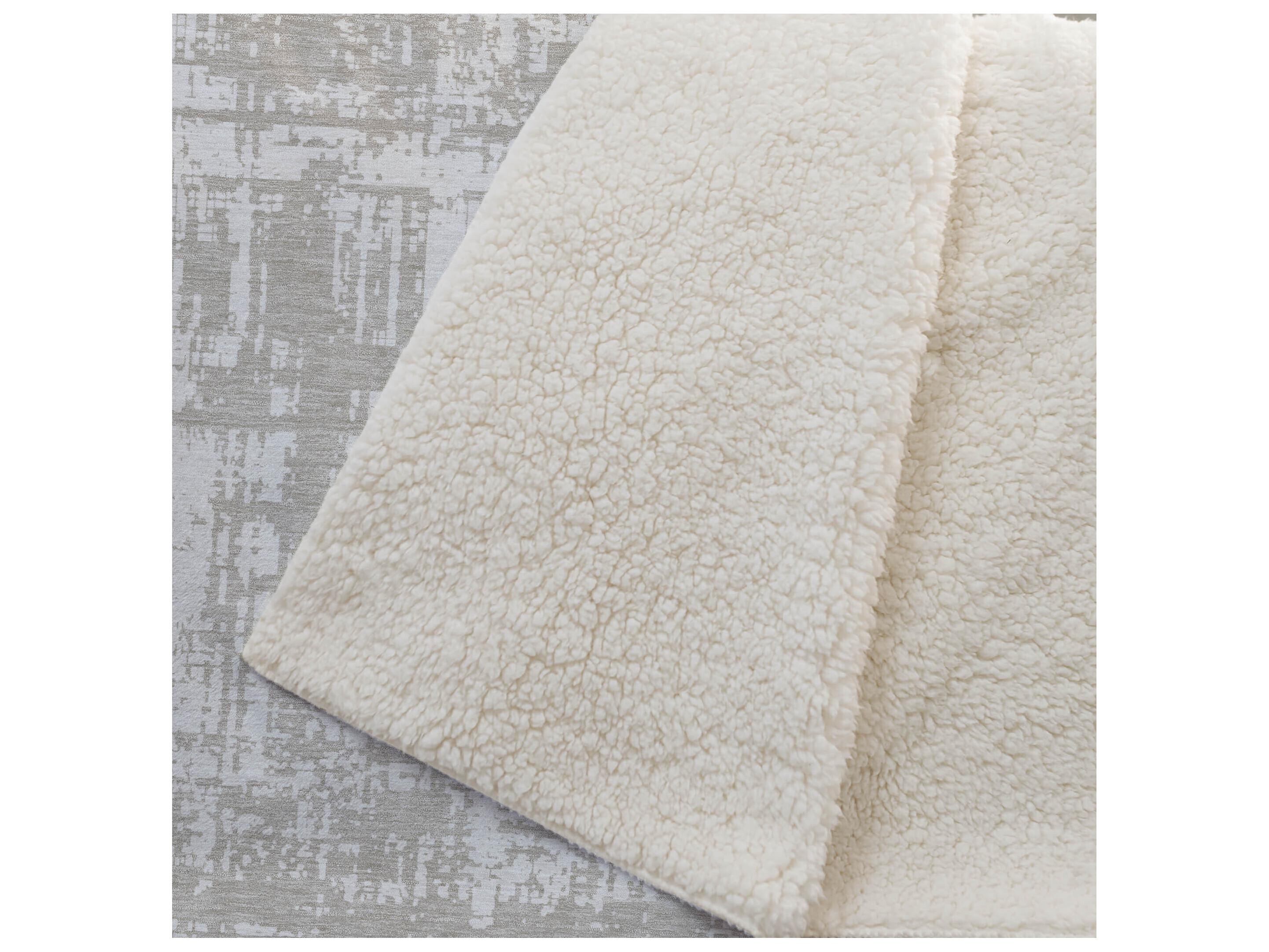 Dalyn Sherpa Brown Polyester Throw