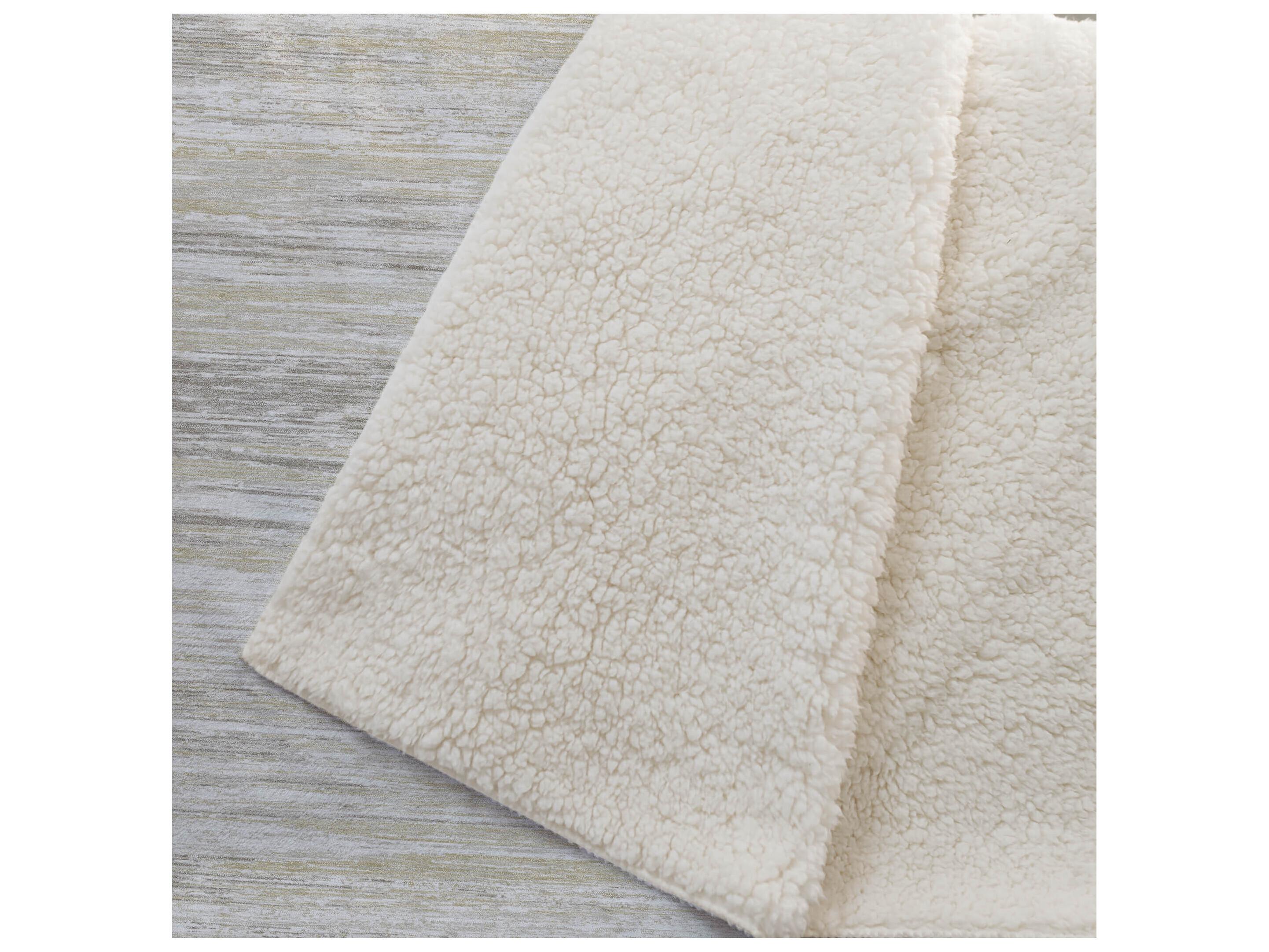 Dalyn Sherpa Brown Polyester Throw