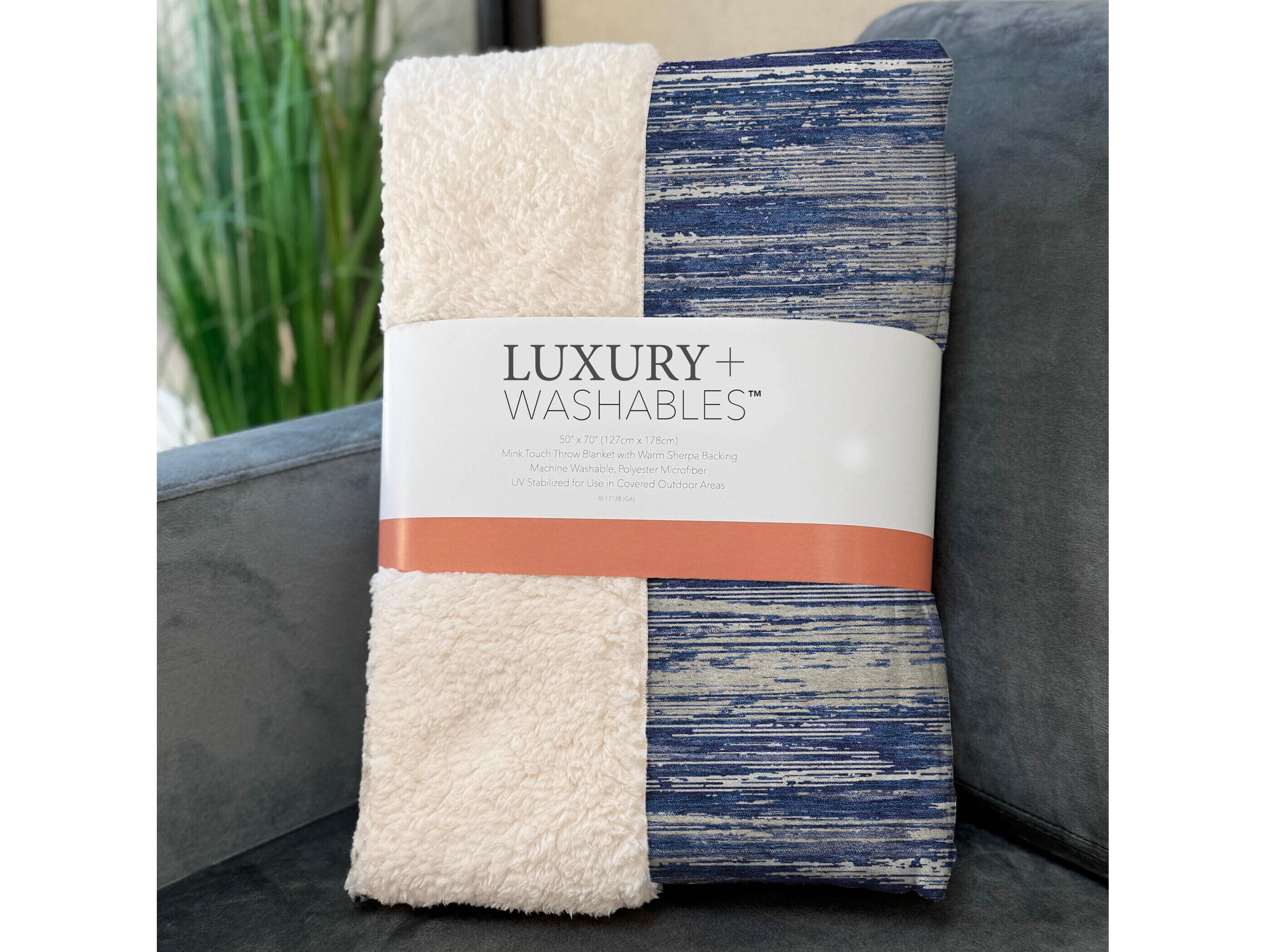 Dalyn Sherpa Blue Polyester Throw