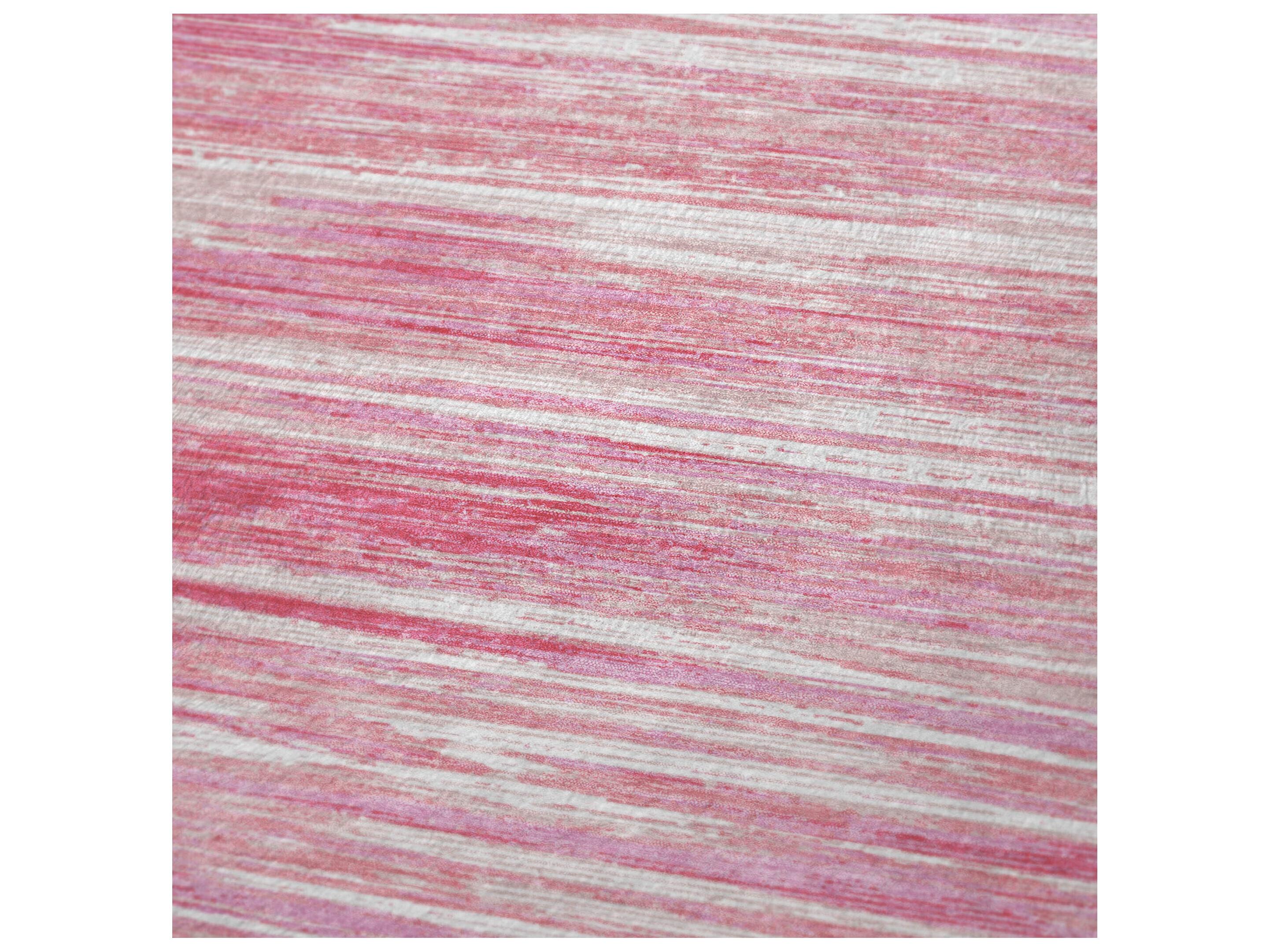 Dalyn Sherpa Pink Polyester Throw