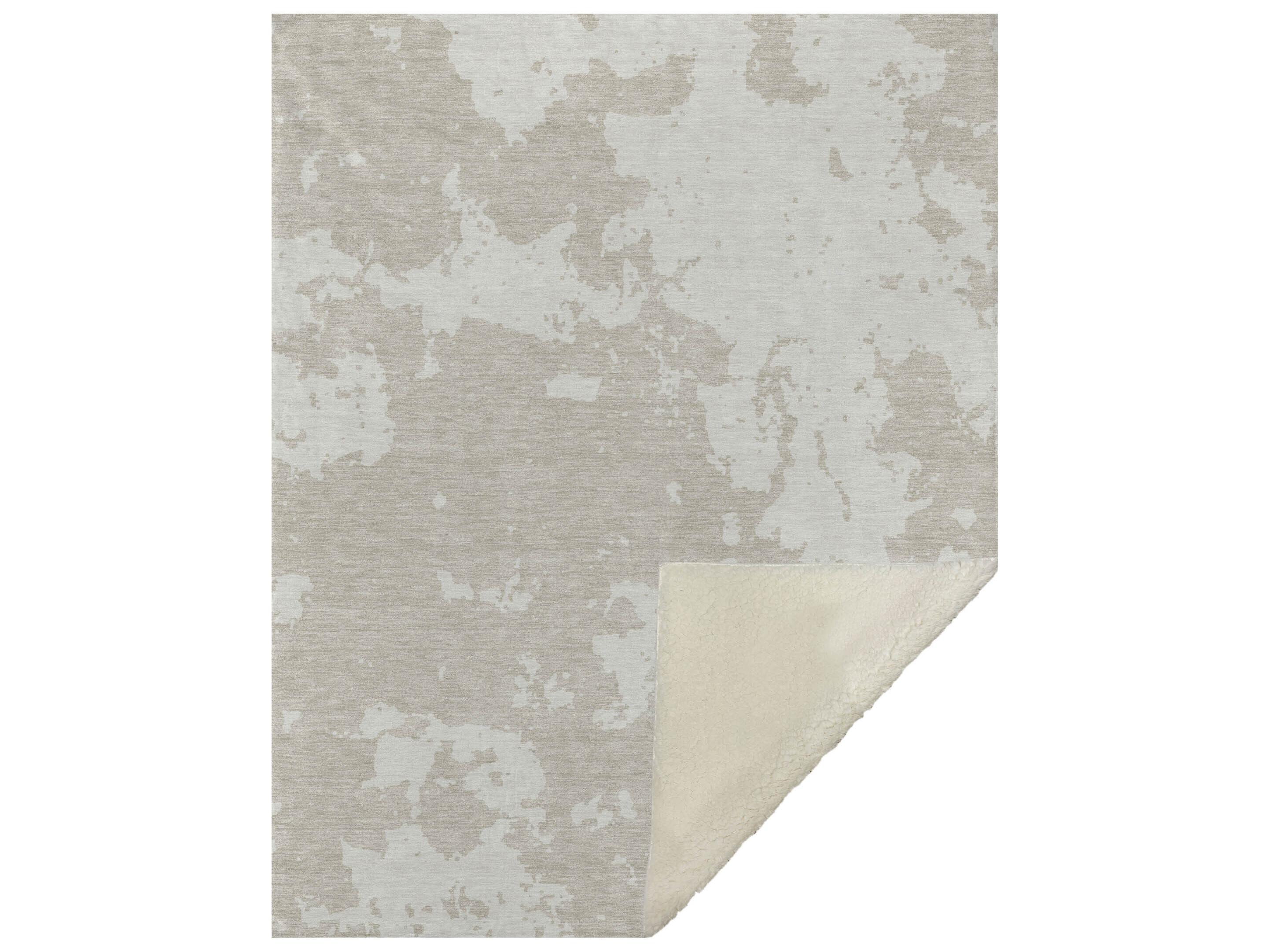 Dalyn Sherpa Brown Polyester Throw