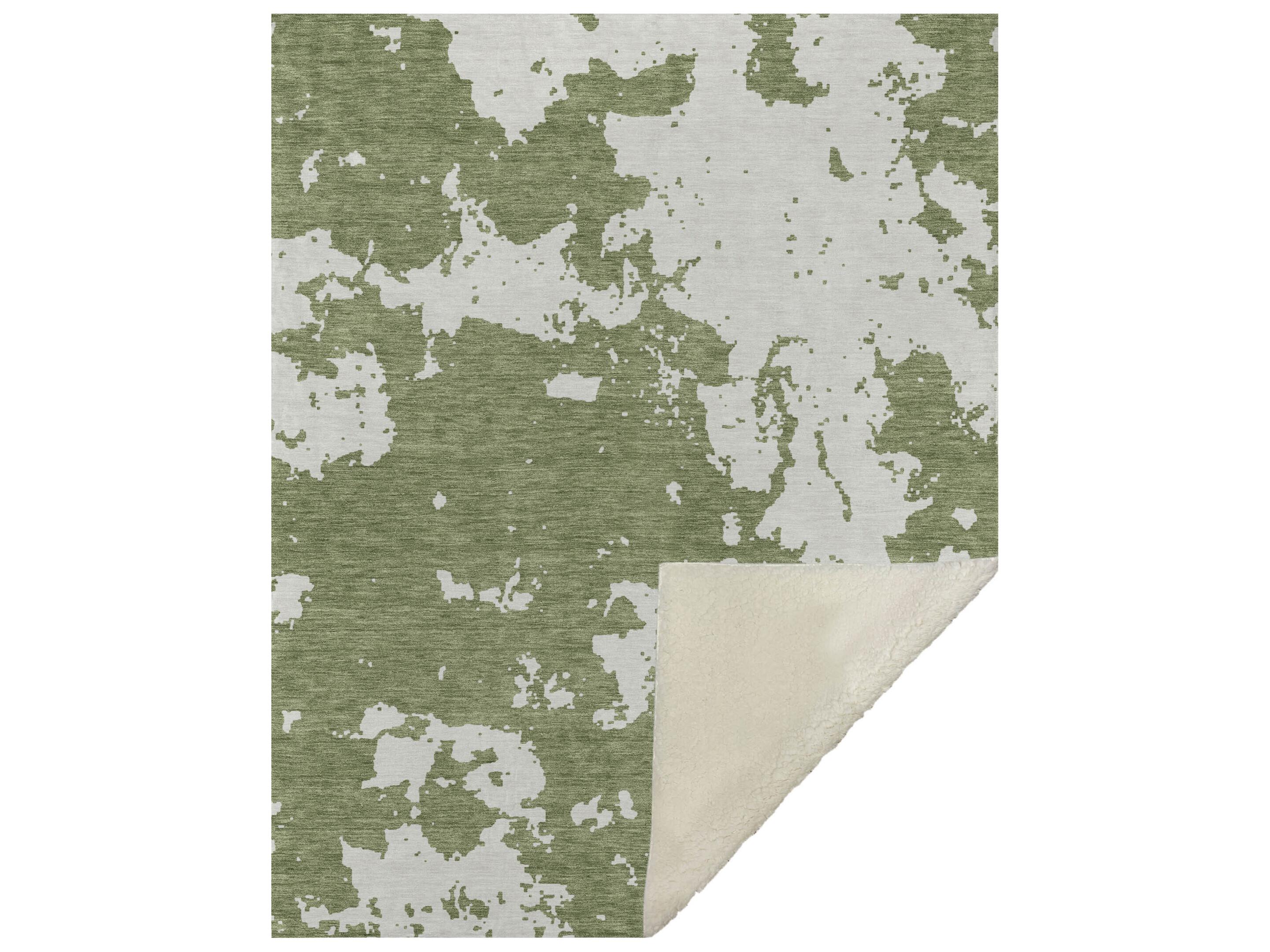 Dalyn Sherpa Green Polyester Throw