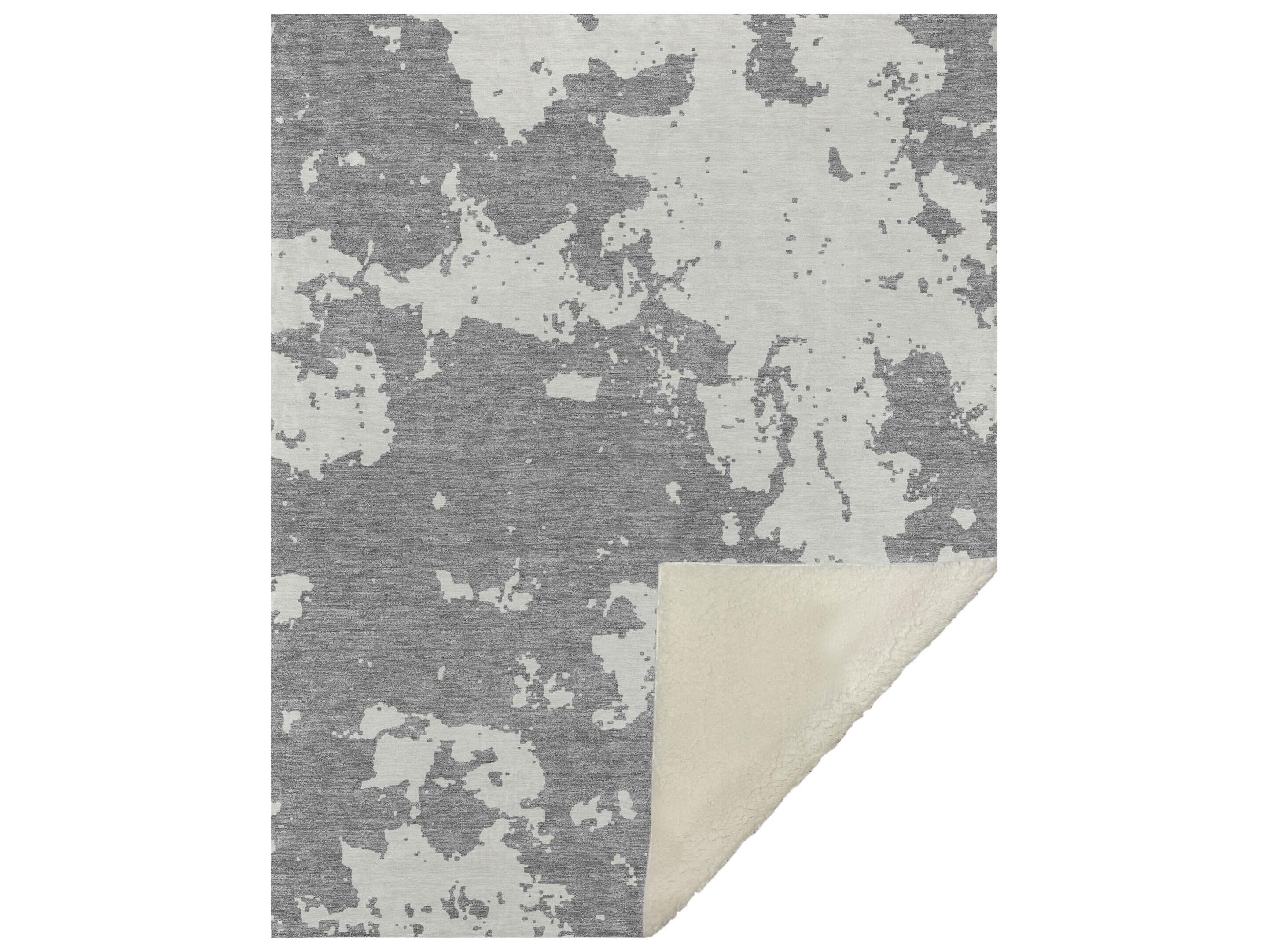 Dalyn Sherpa Gray Polyester Throw