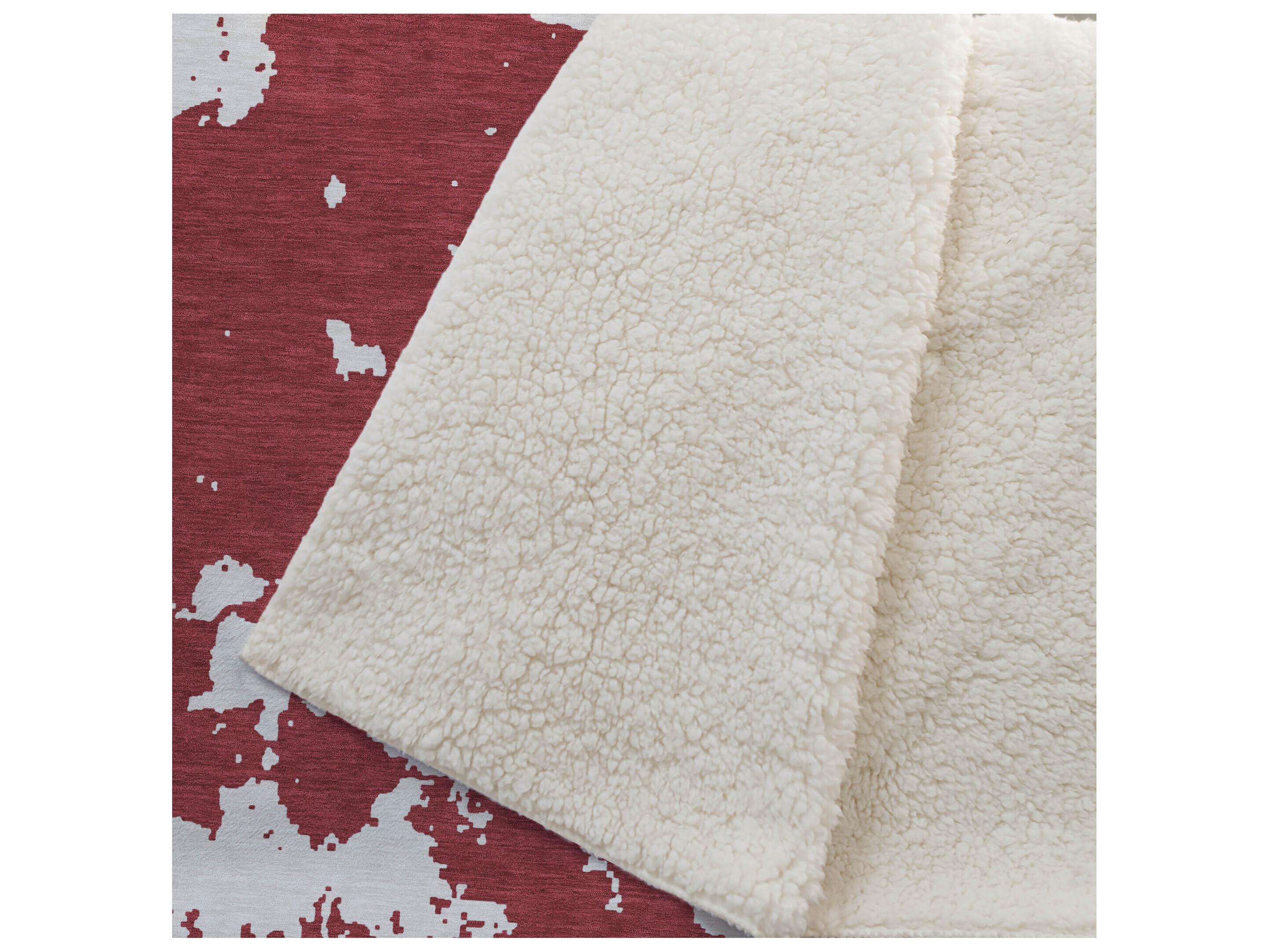Dalyn Sherpa Red Polyester Throw