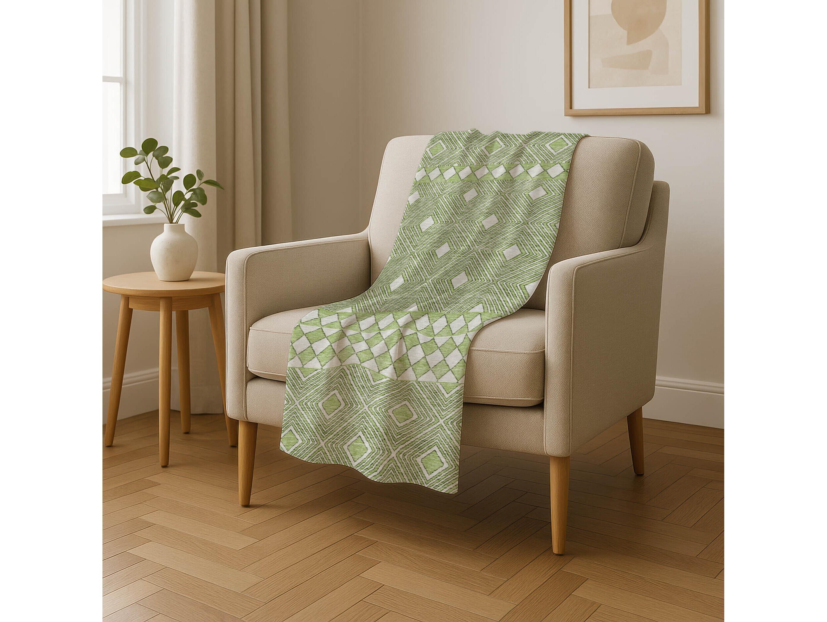 Dalyn Sherpa Green Polyester Throw