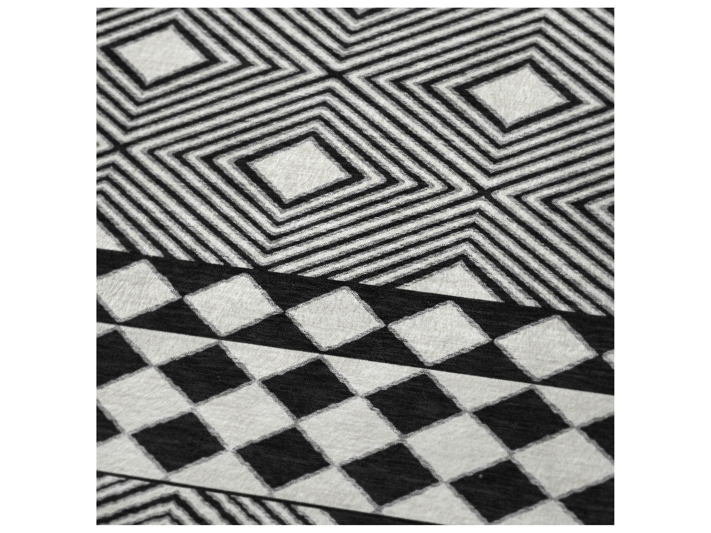 Dalyn Sherpa Black Polyester Throw